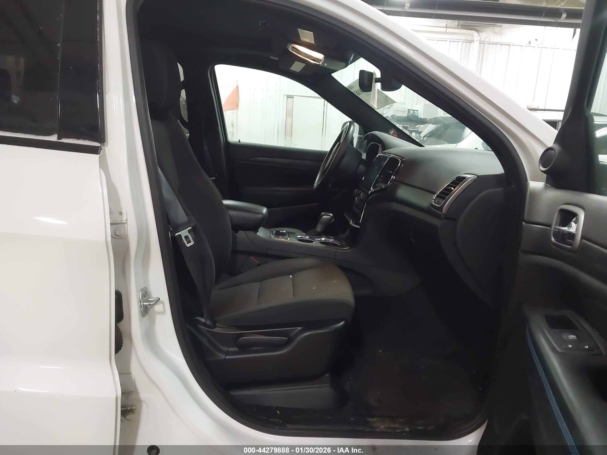 JEEP GRAND image 5