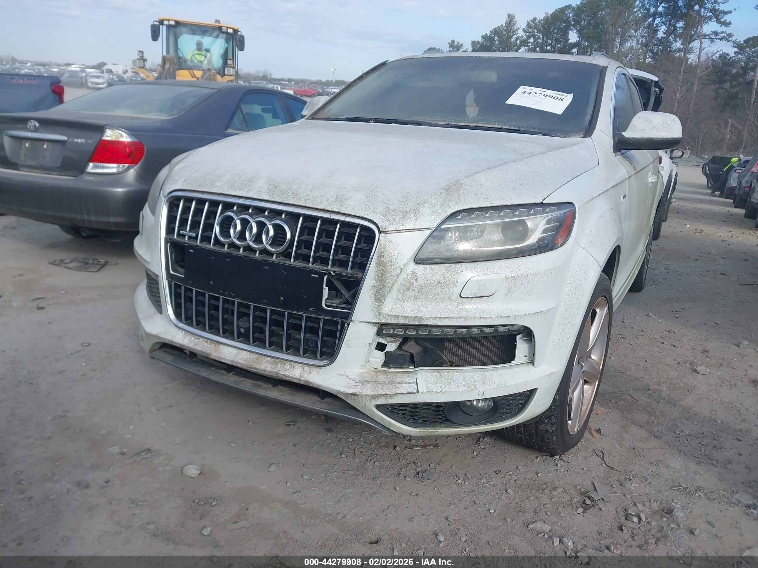 AUDI Q7 image 6