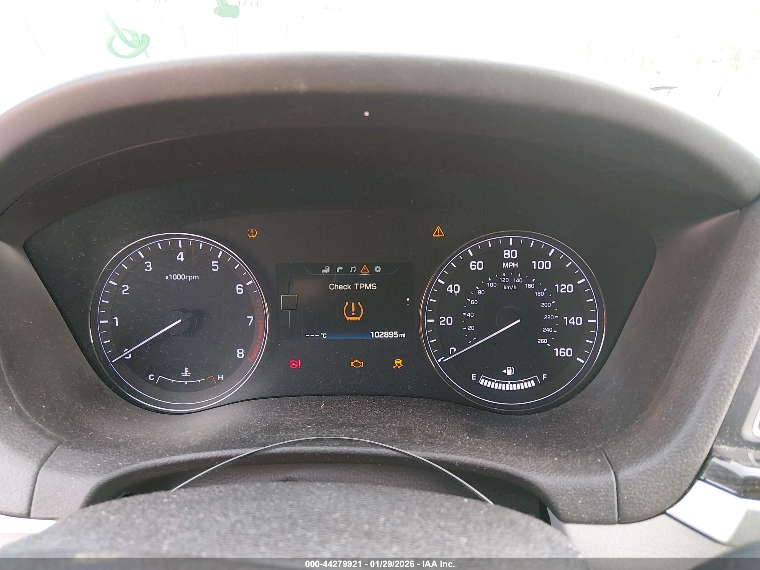 HYUNDAI GENESIS image 7