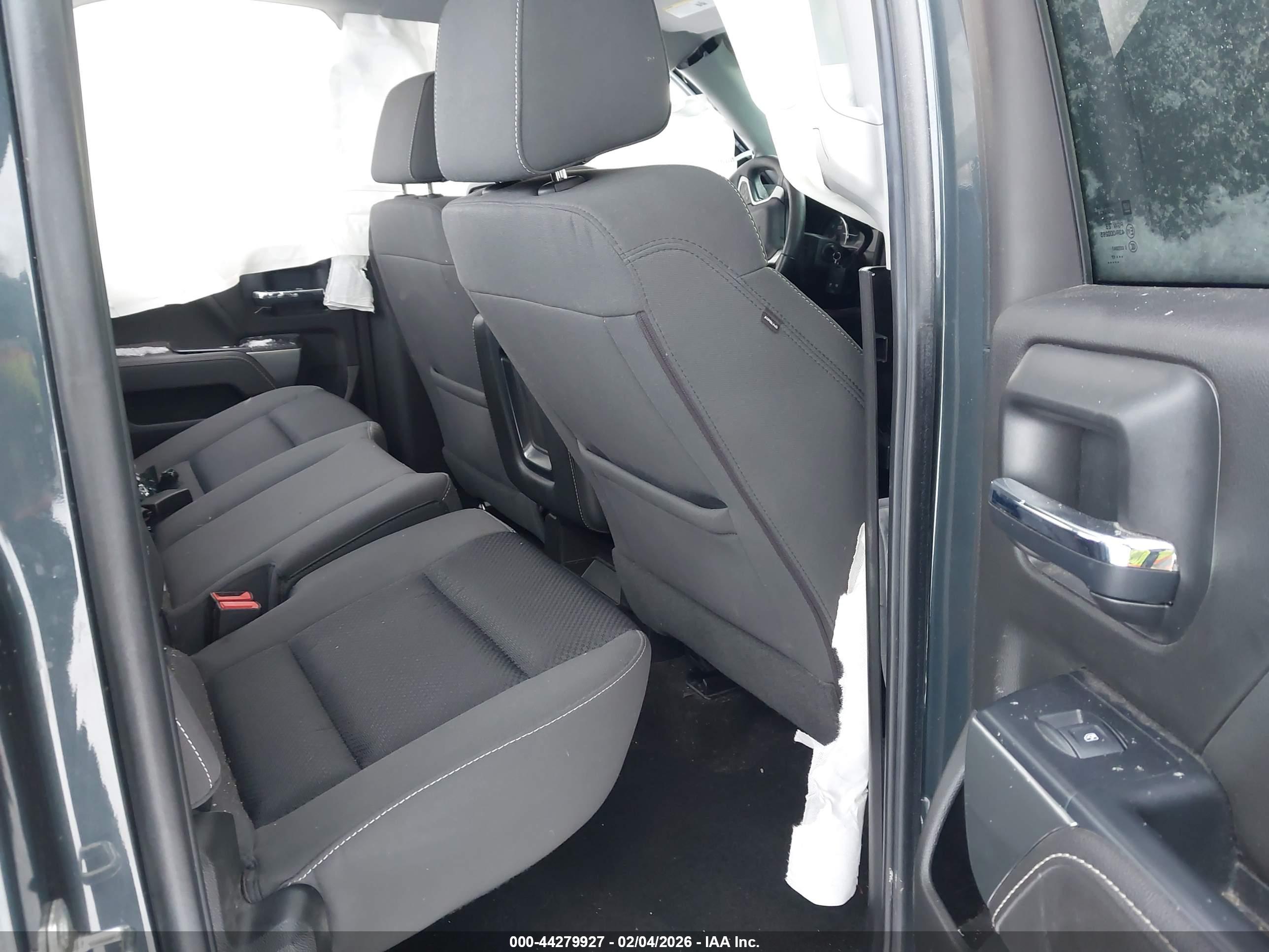 CHEVROLET SILVERADO image 8