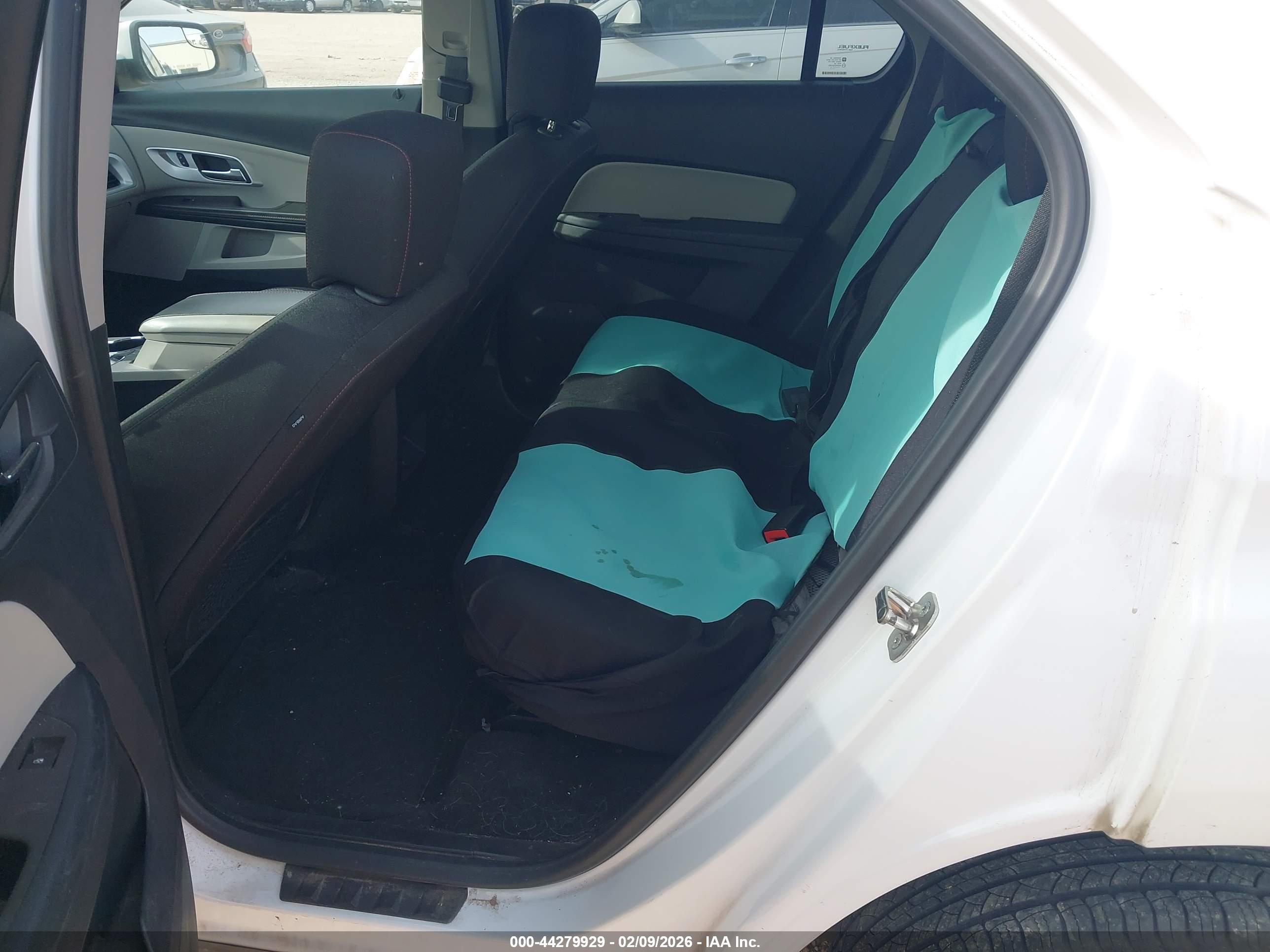CHEVROLET EQUINOX image 8