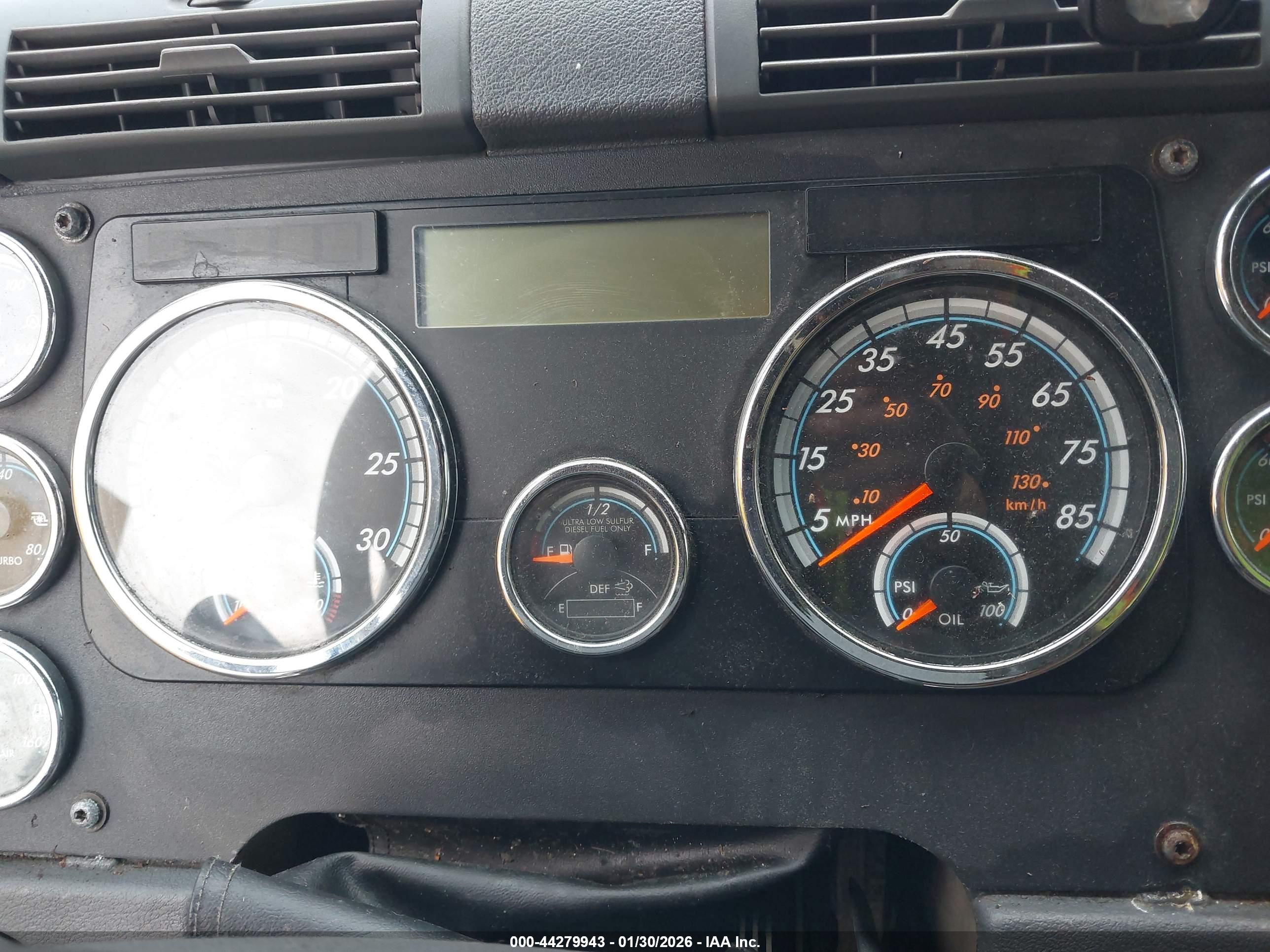 FREIGHTLINER CASCADIA image 6
