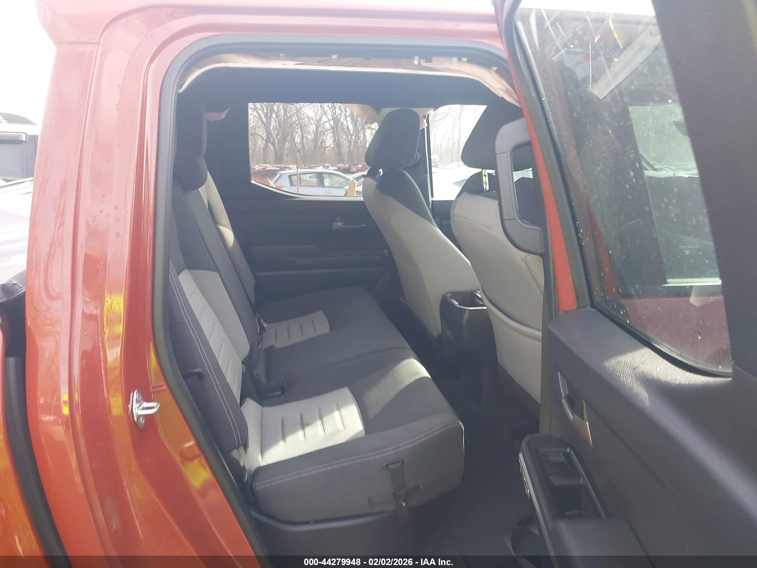 TOYOTA TACOMA image 8