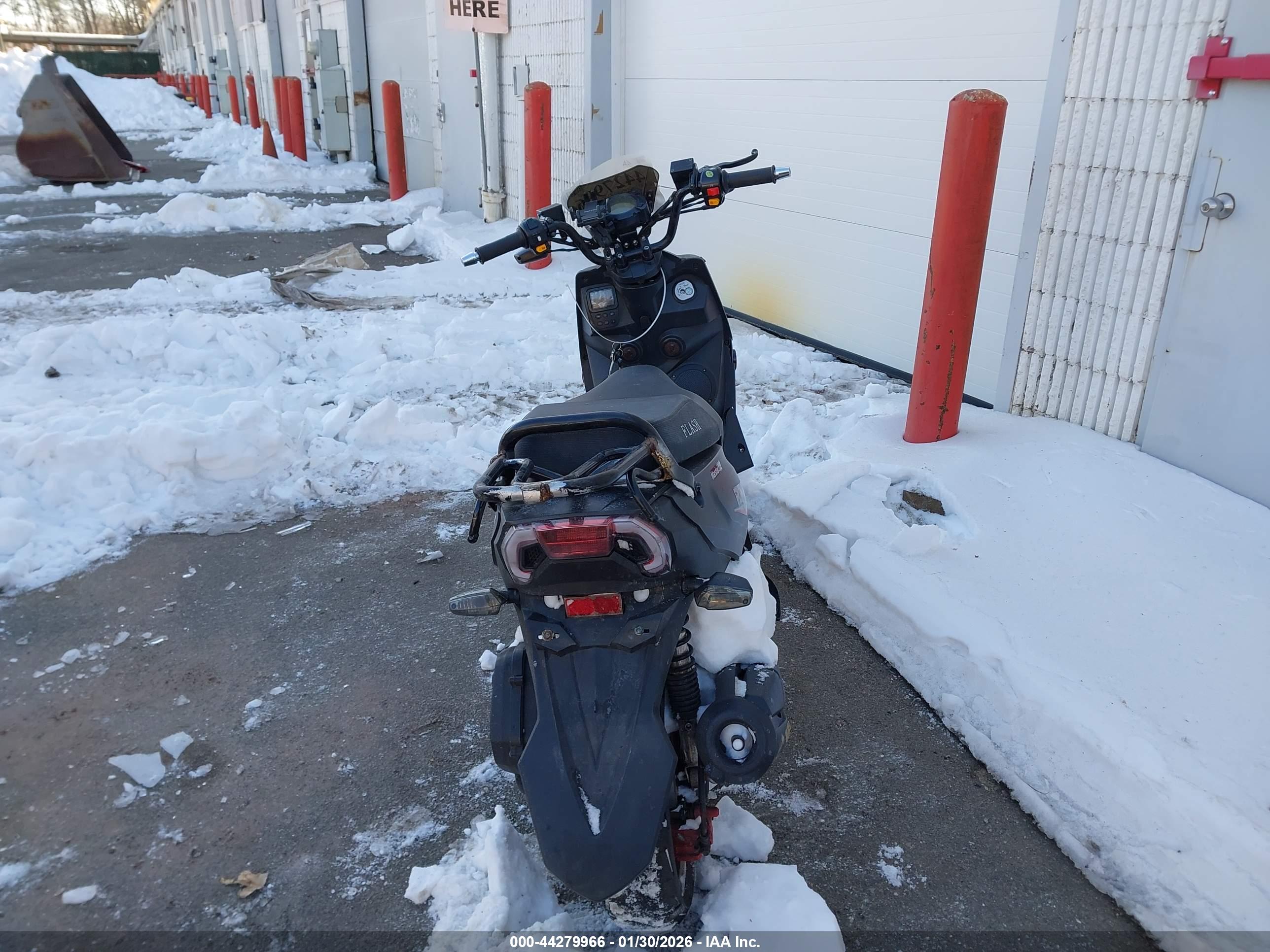 ZNEN SCOOTER image 6