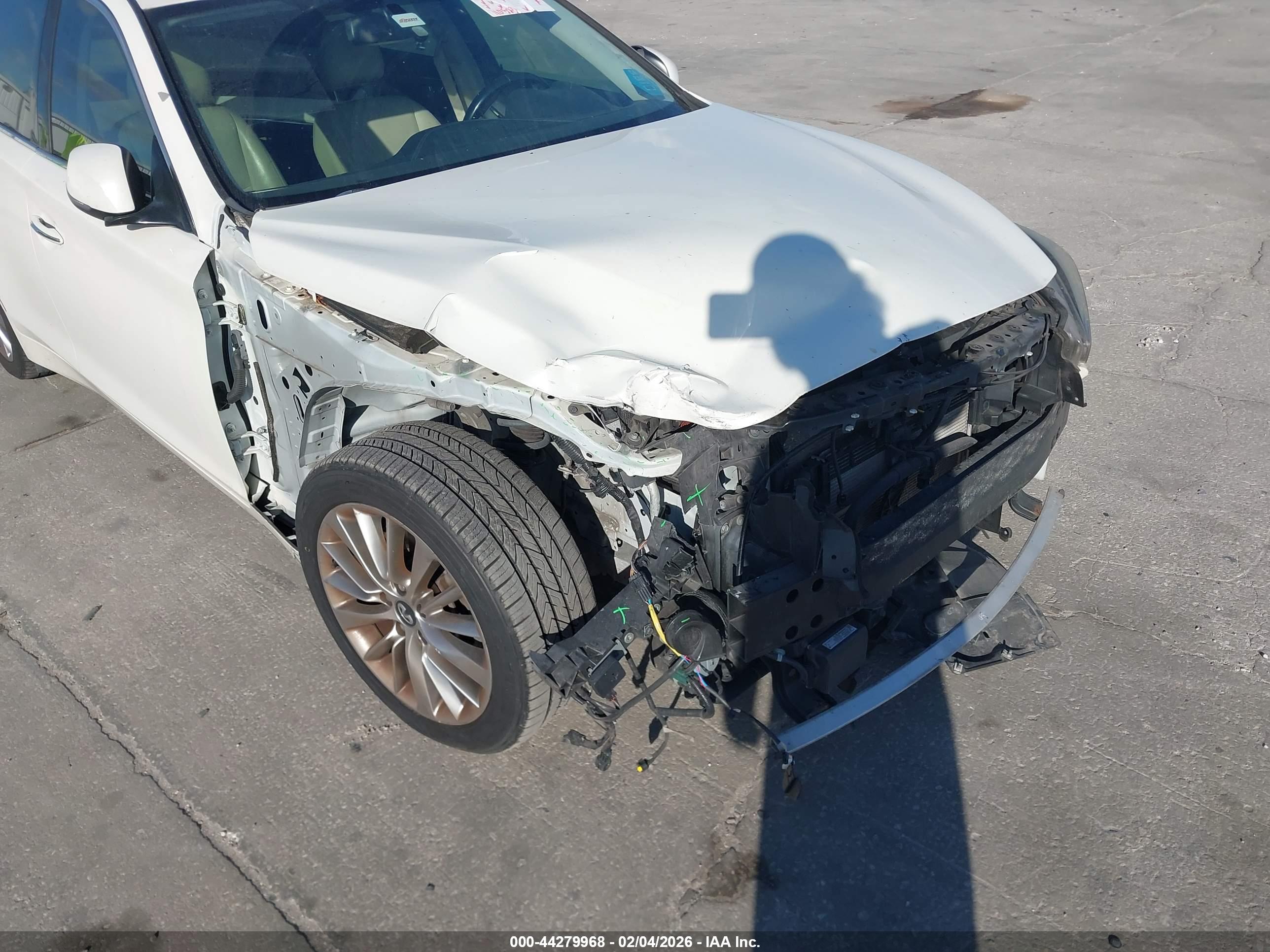 INFINITI Q50 image 6