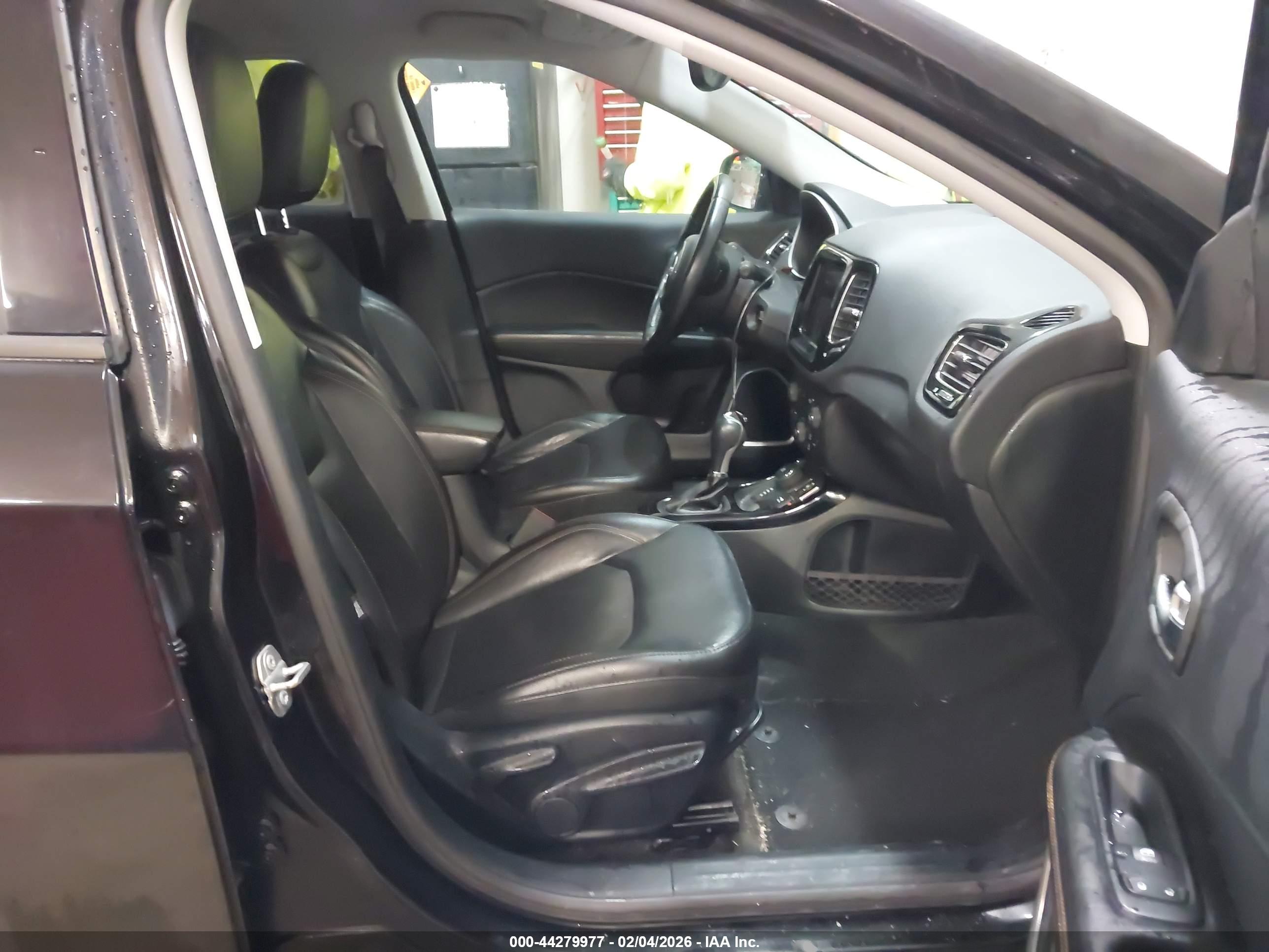 JEEP COMPASS image 5