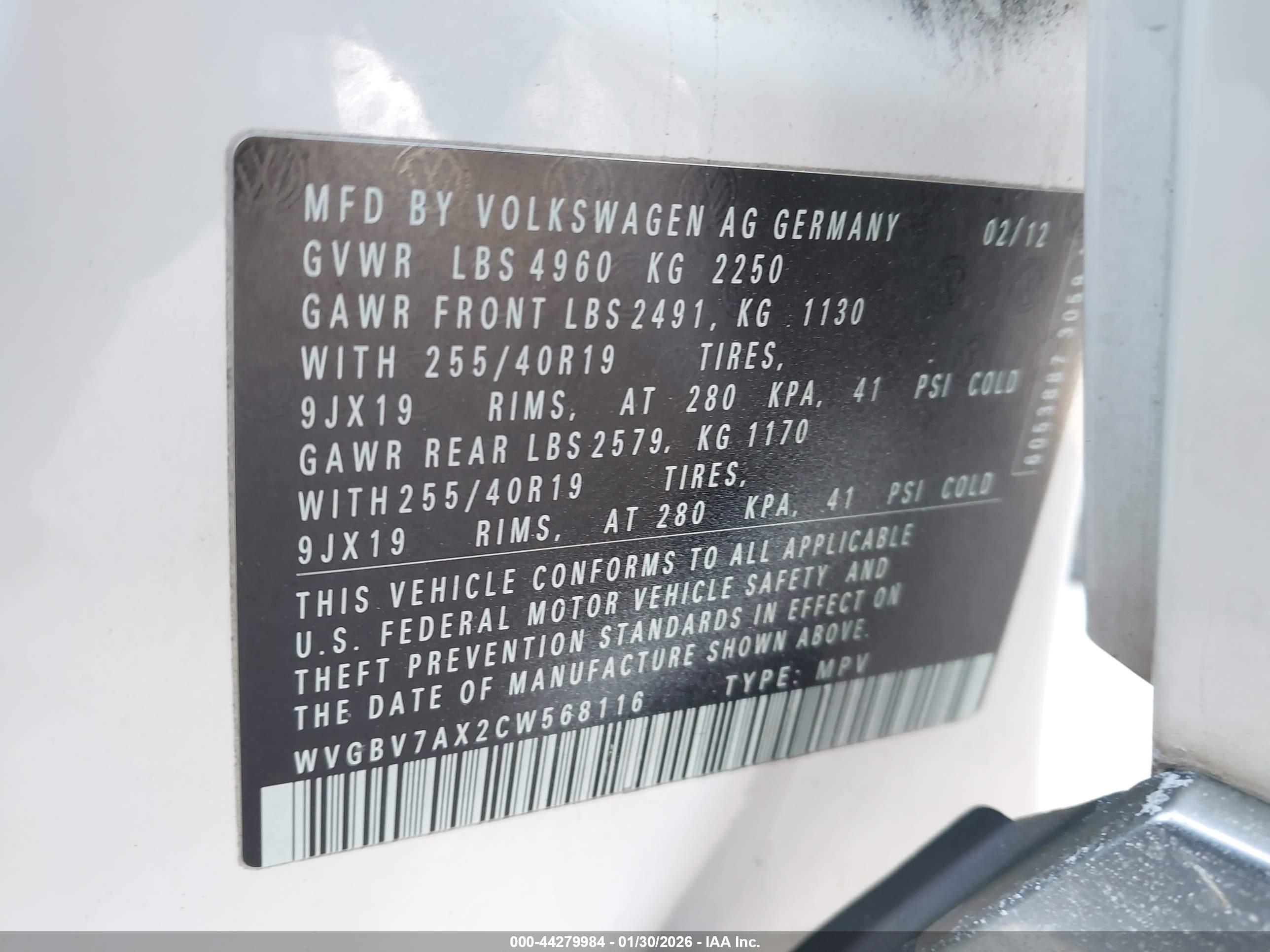VOLKSWAGEN TIGUAN image 9