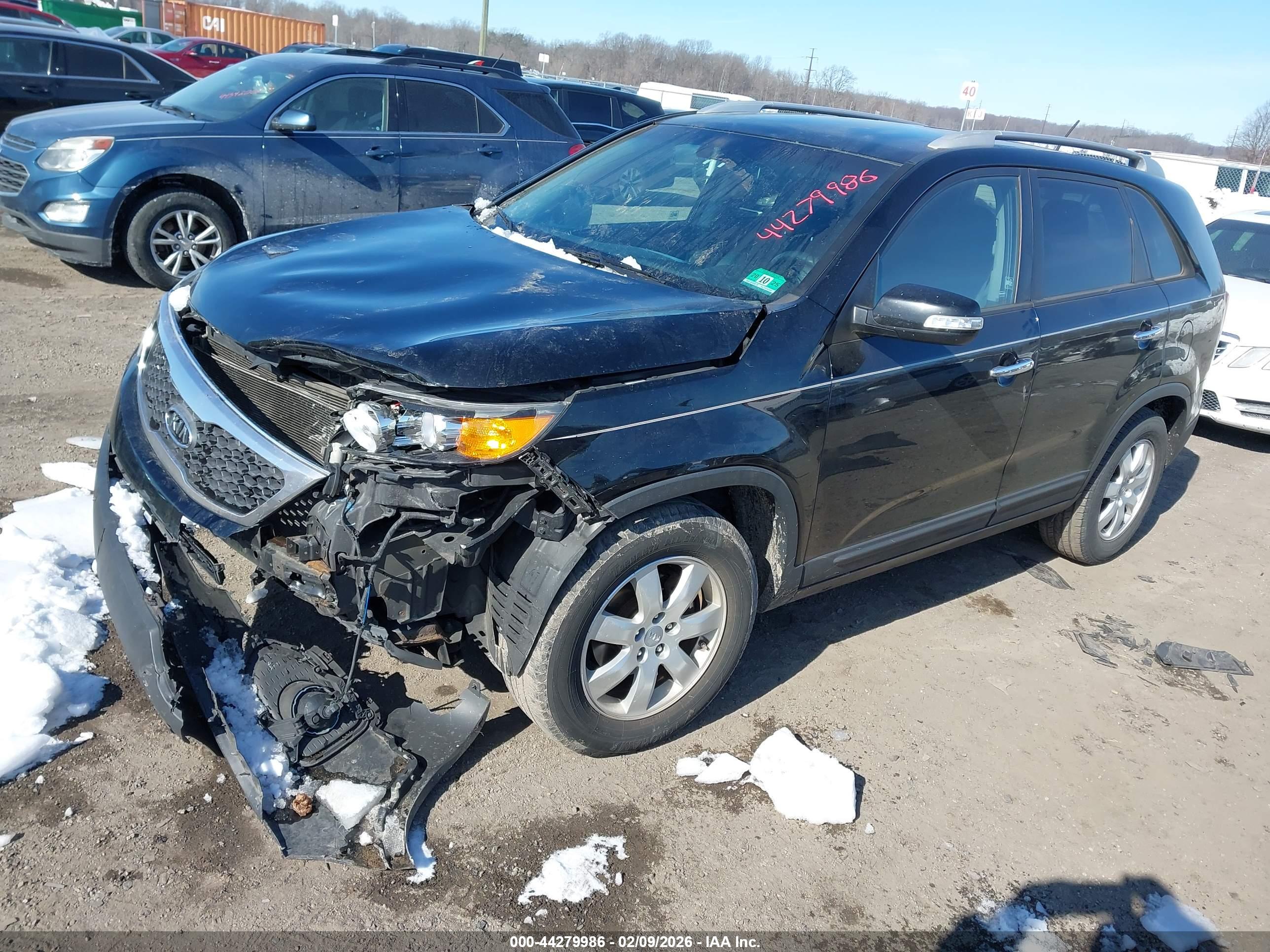 KIA SORENTO image 2