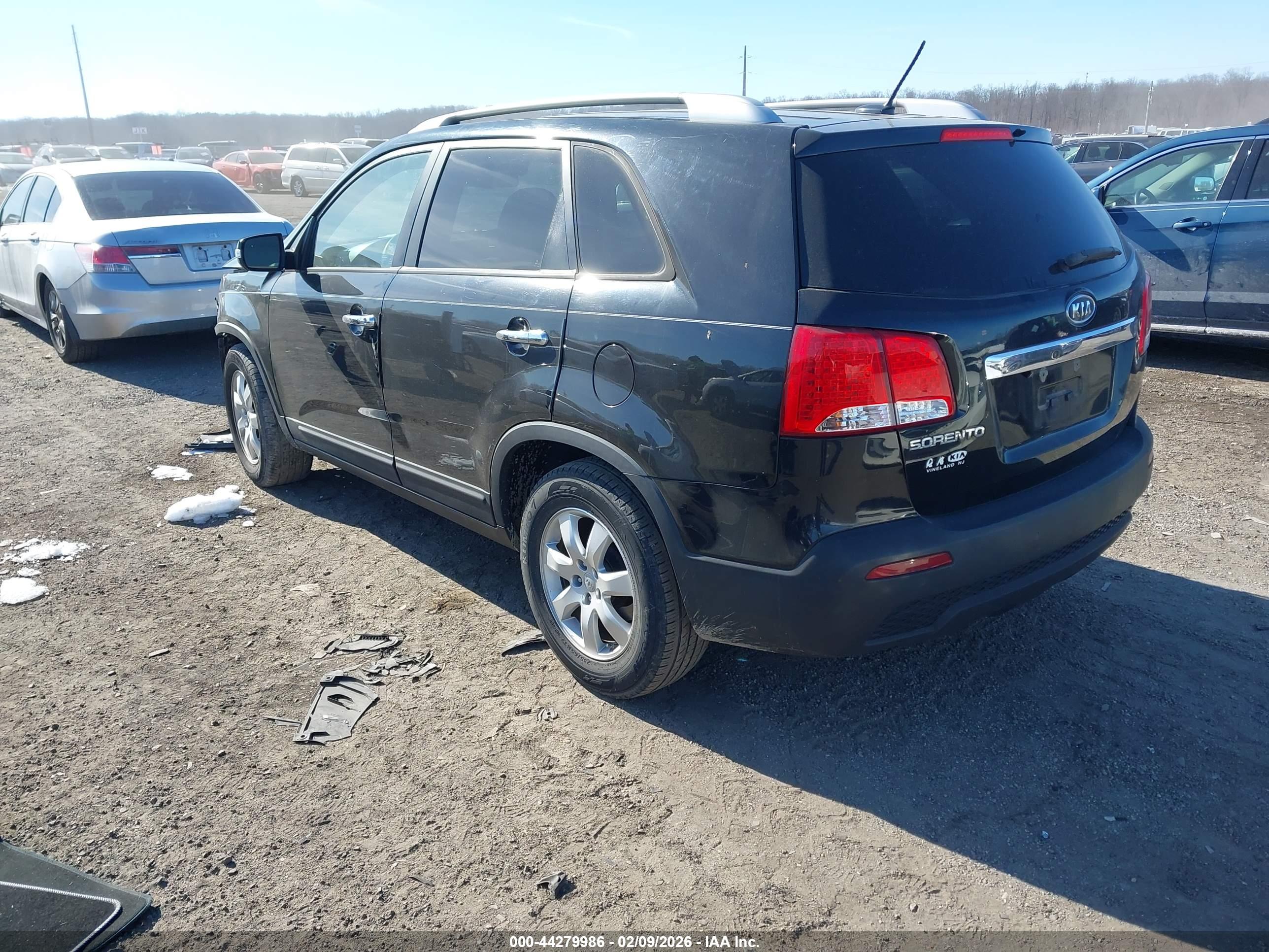 KIA SORENTO image 3