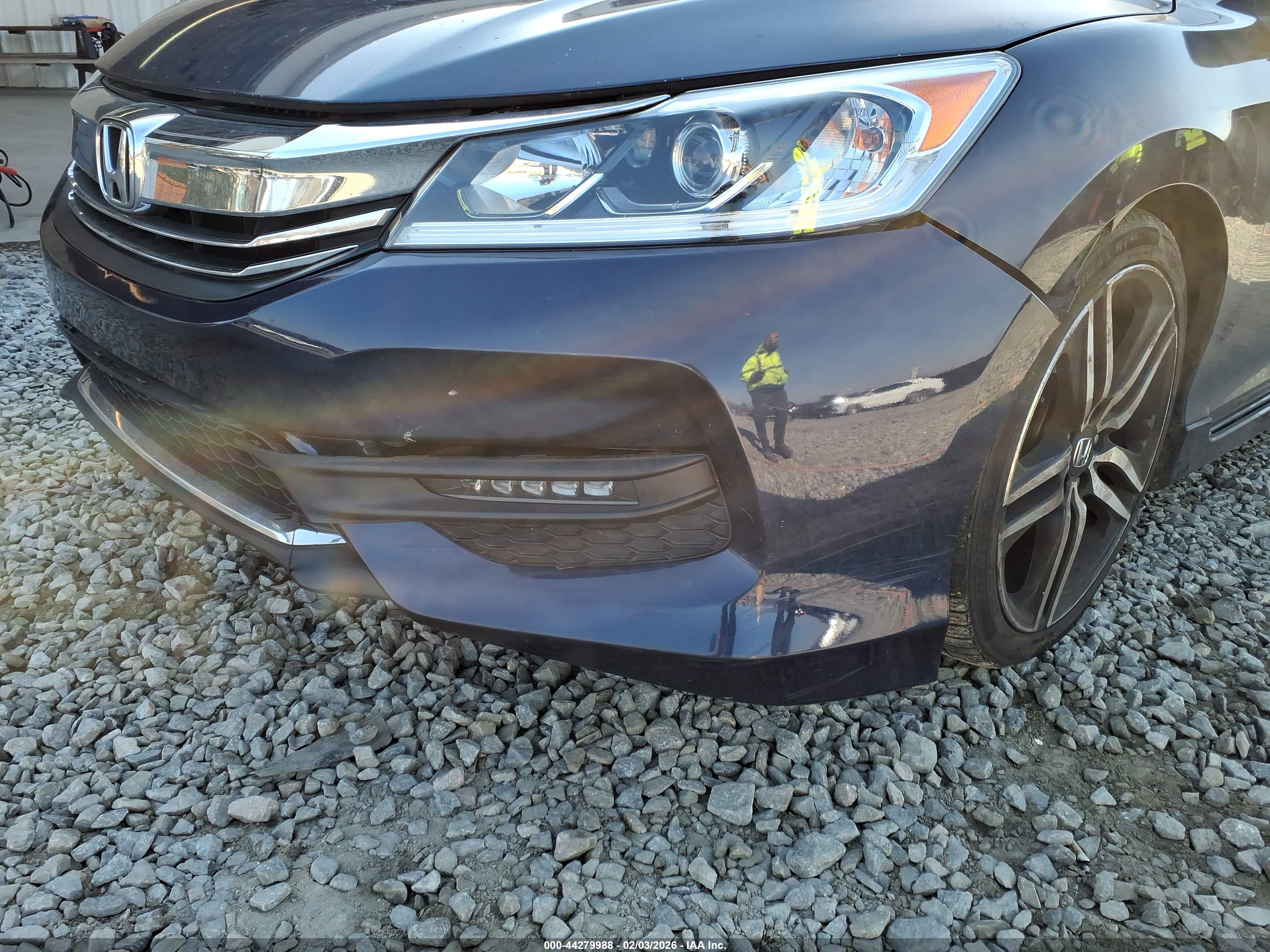 HONDA ACCORD image 6