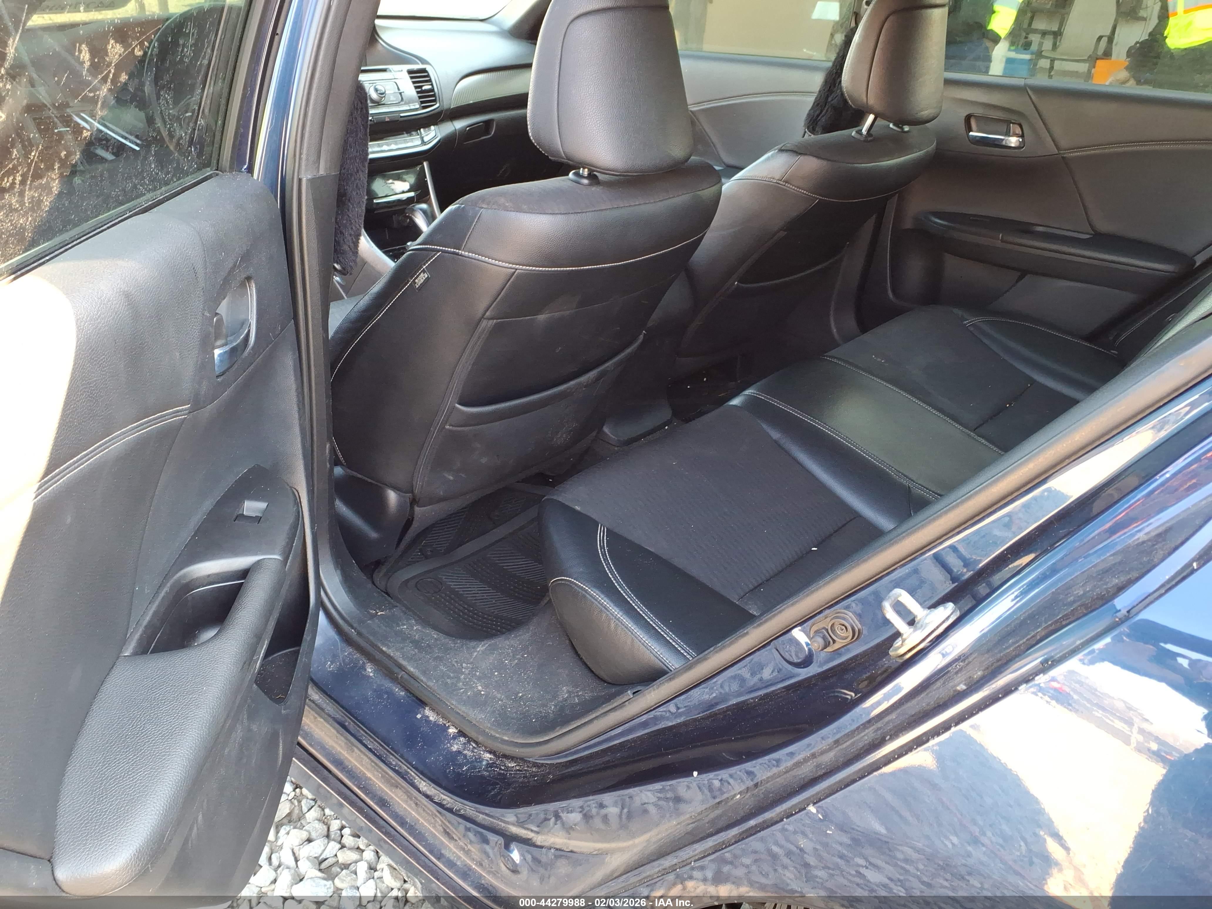 HONDA ACCORD image 8
