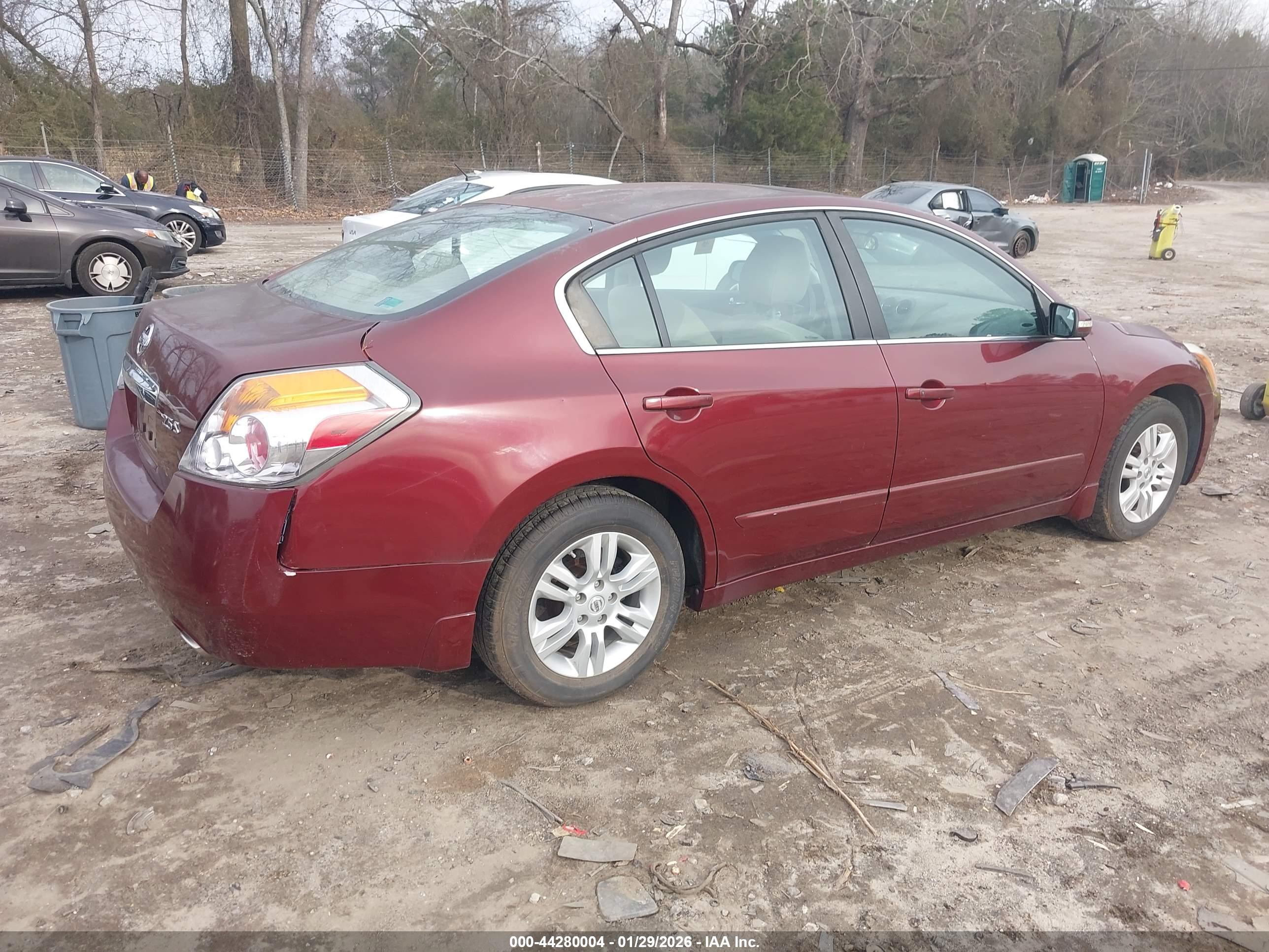 NISSAN ALTIMA image 4