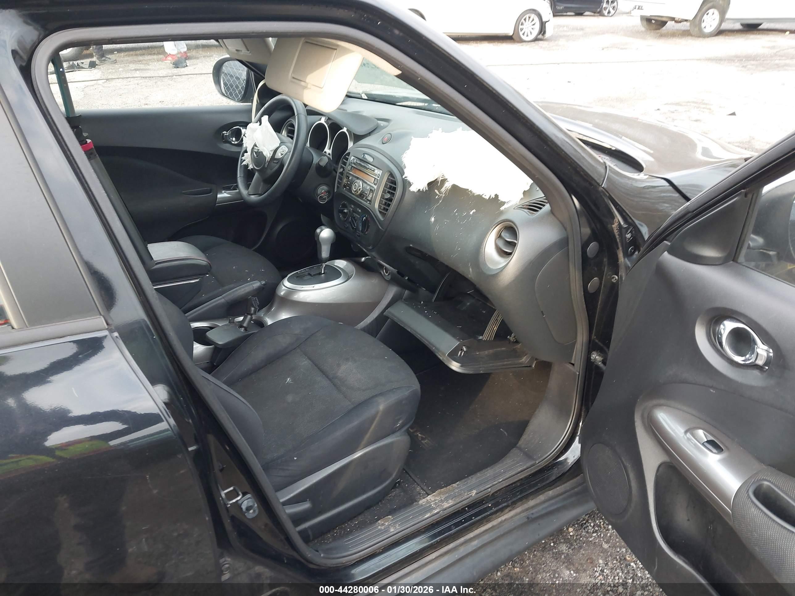 NISSAN JUKE image 5