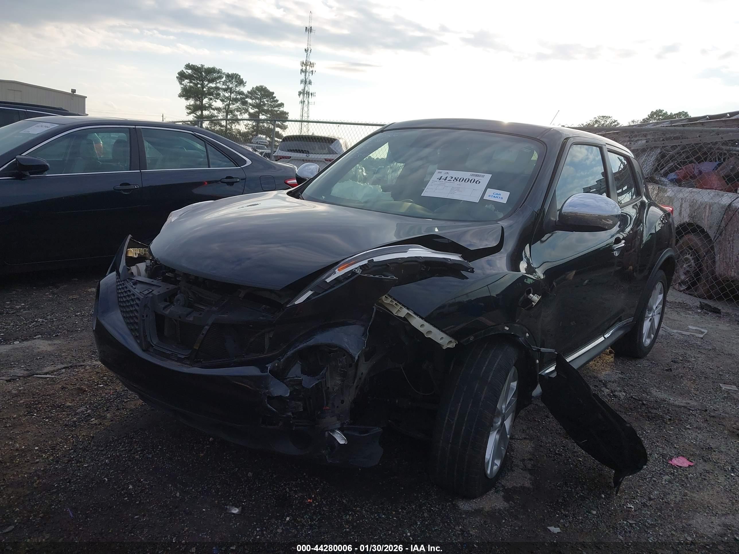 NISSAN JUKE image 6