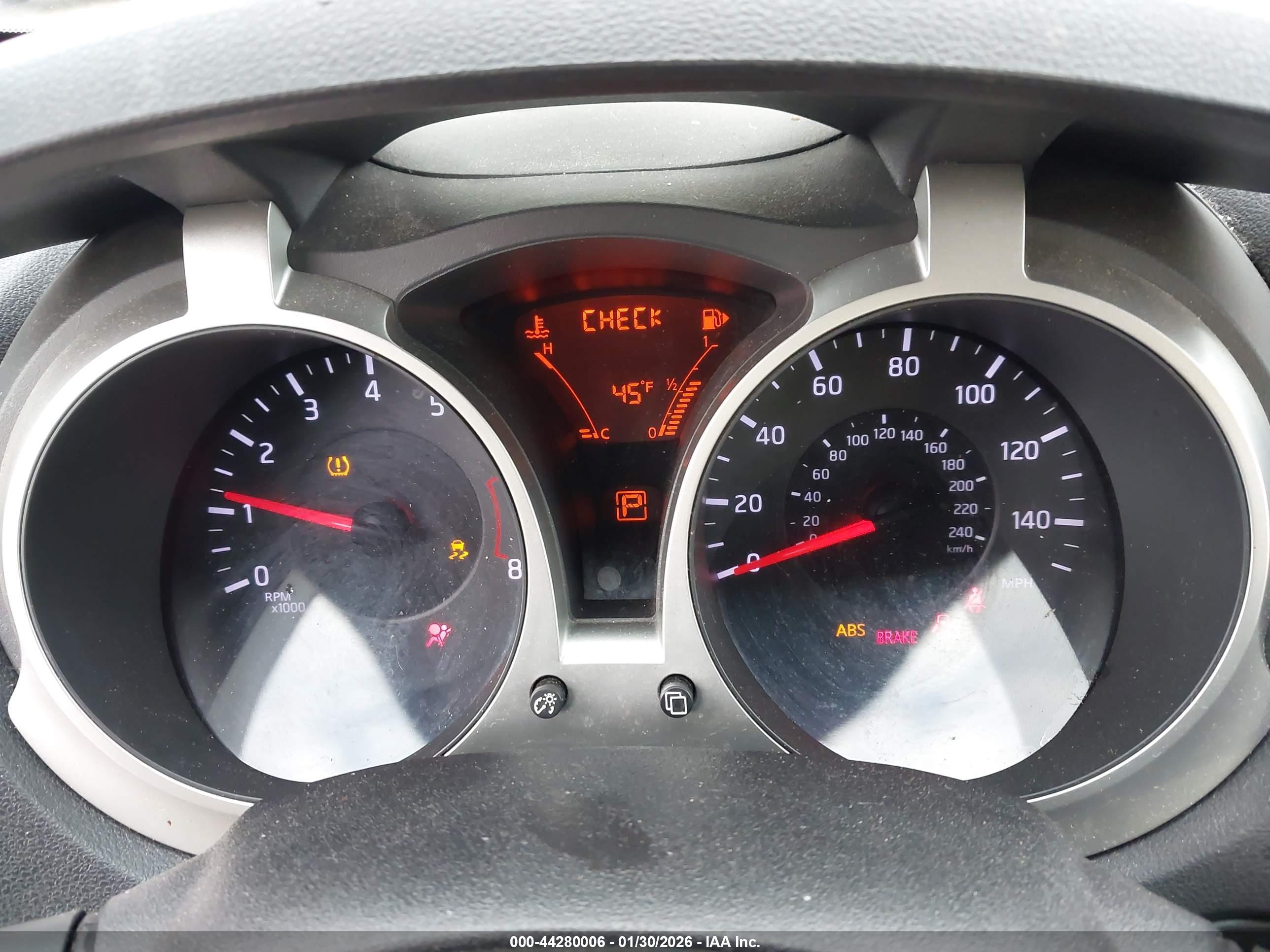 NISSAN JUKE image 7