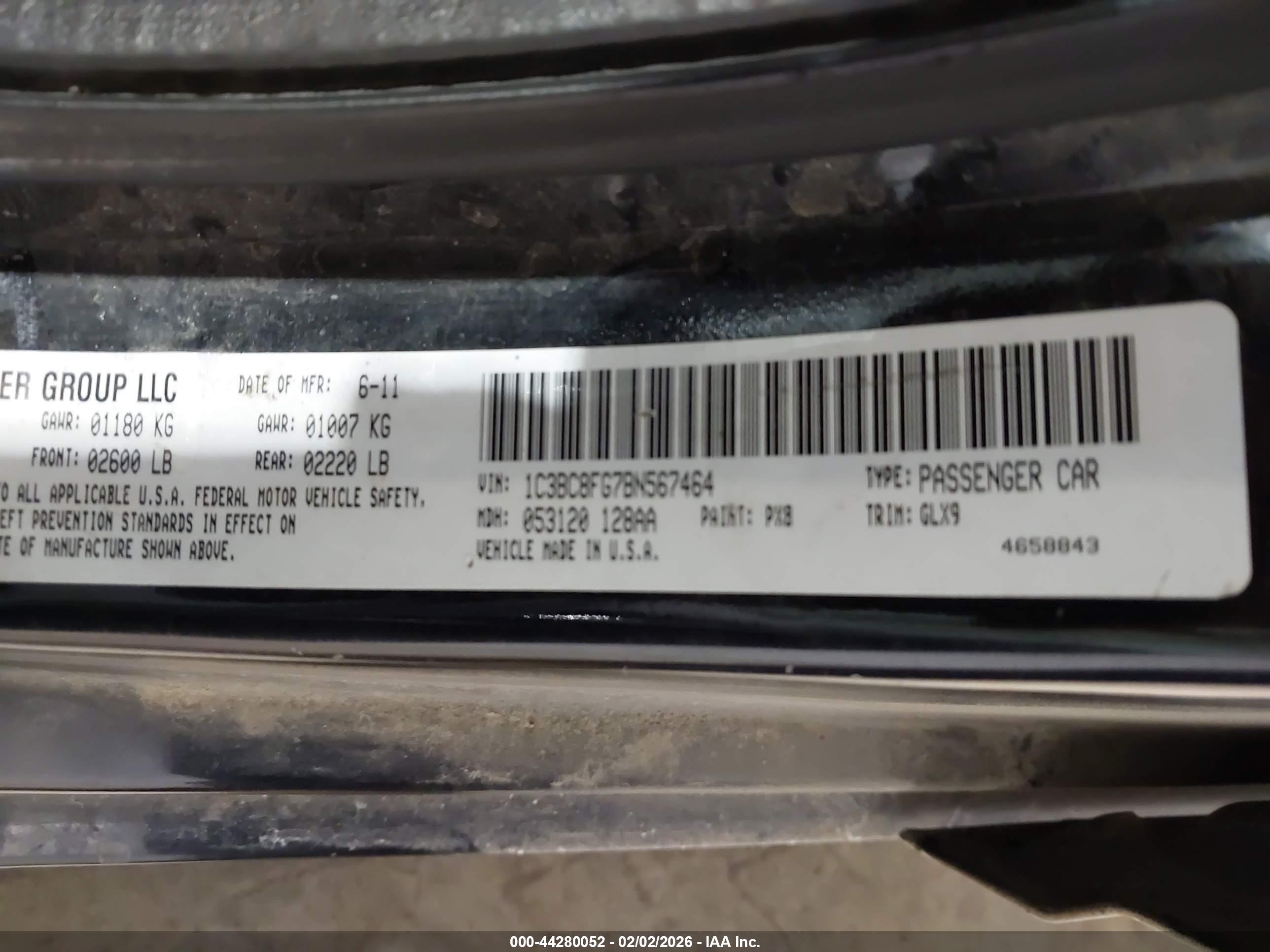 CHRYSLER 200 image 9