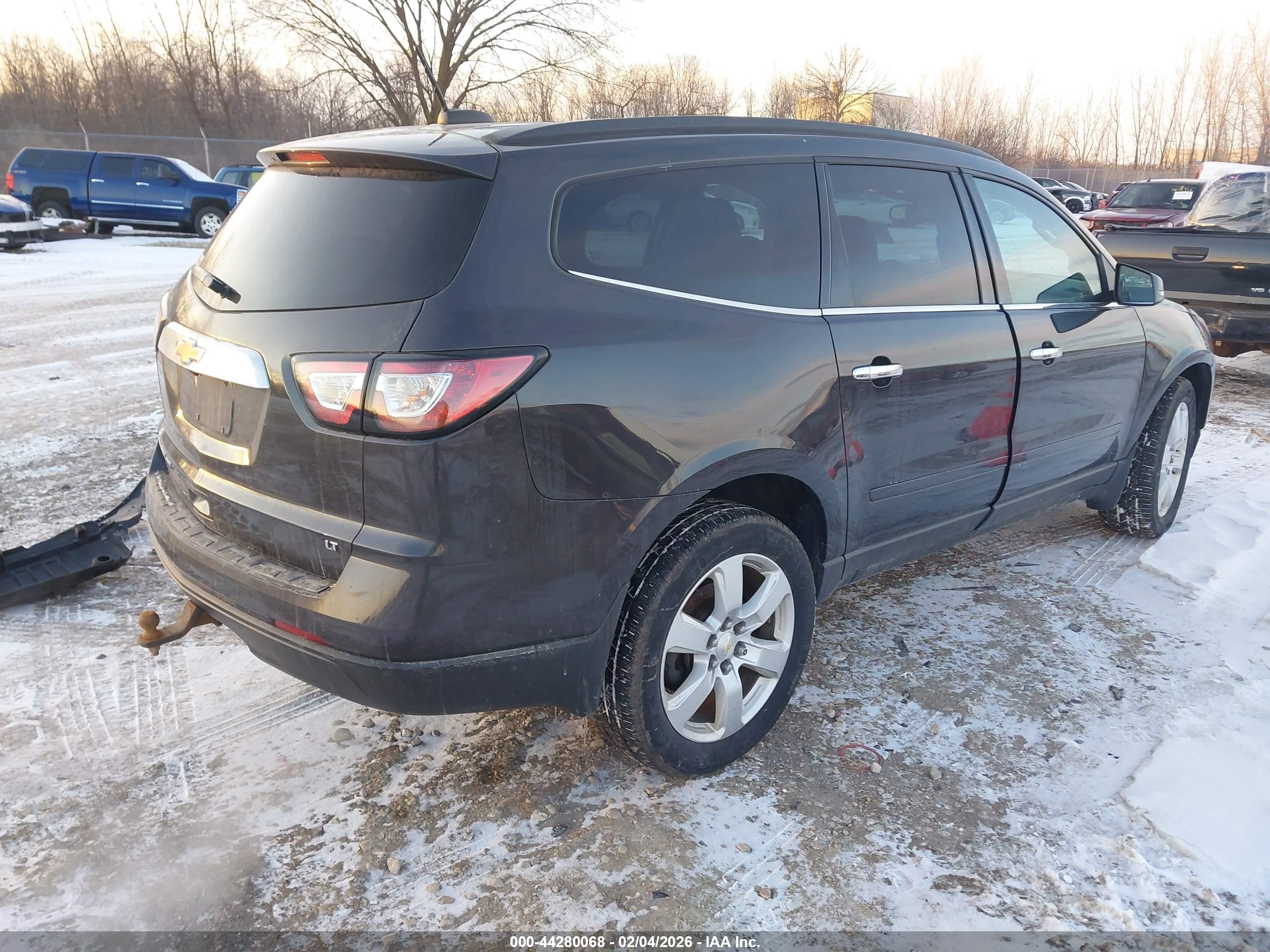 CHEVROLET TRAVERSE image 4