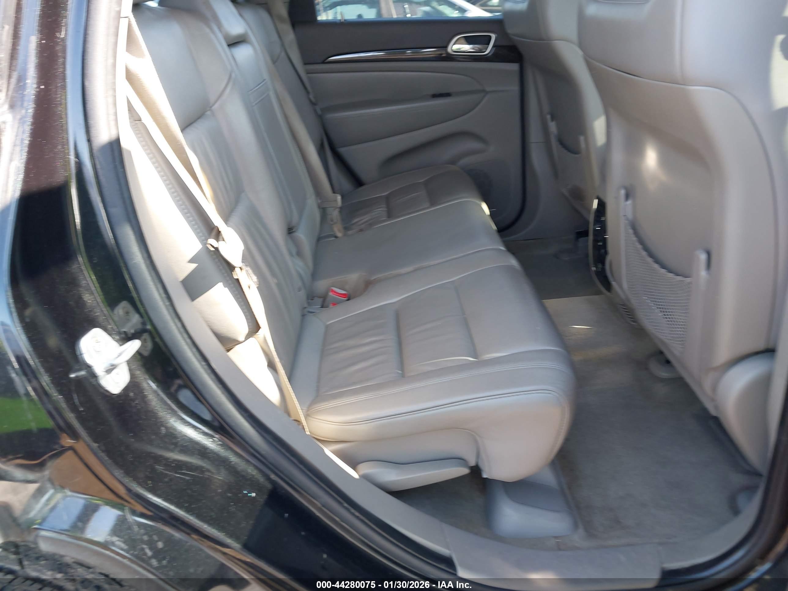 JEEP GRAND image 8