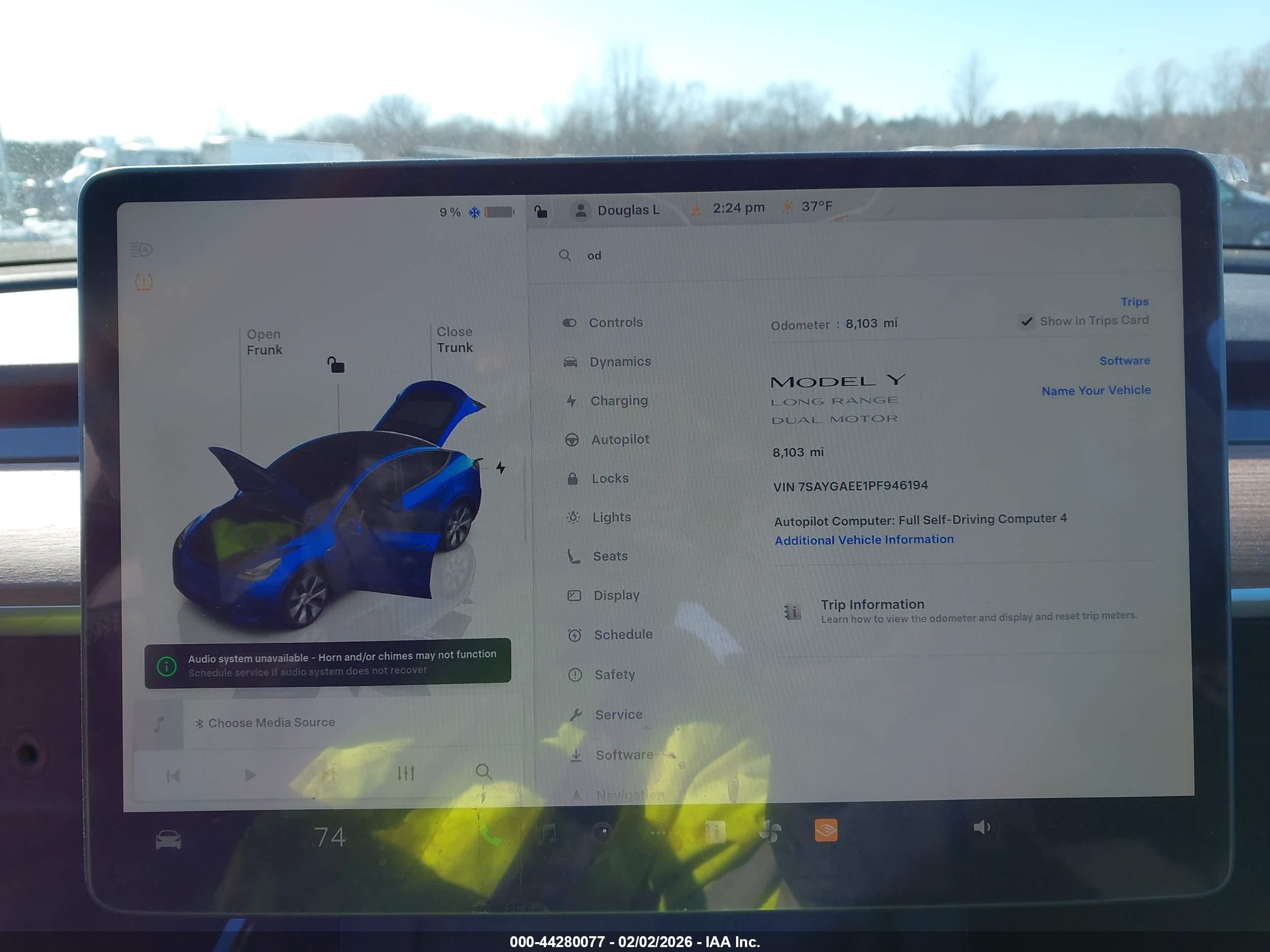 TESLA MODEL image 7