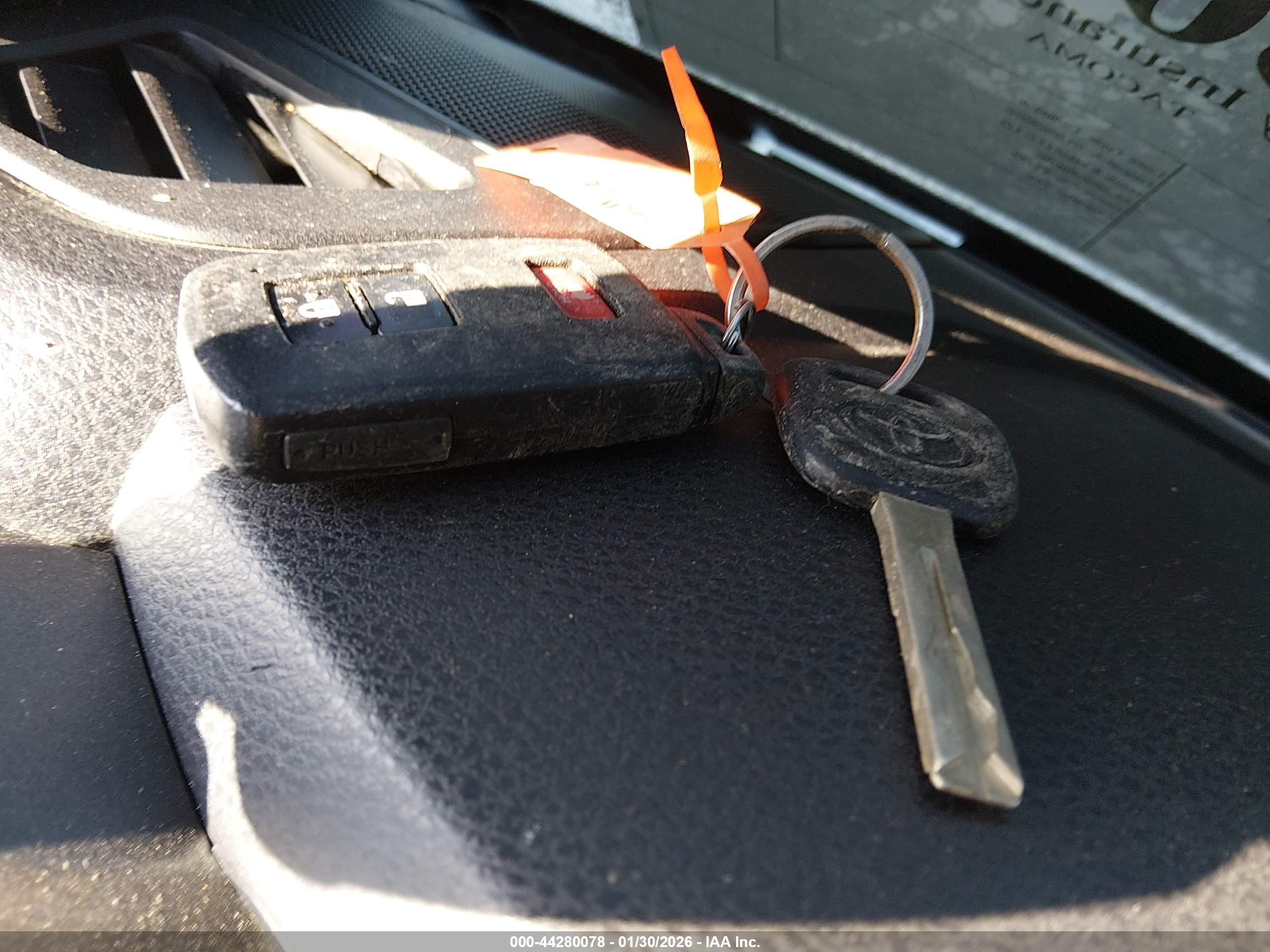 TOYOTA TACOMA image 11