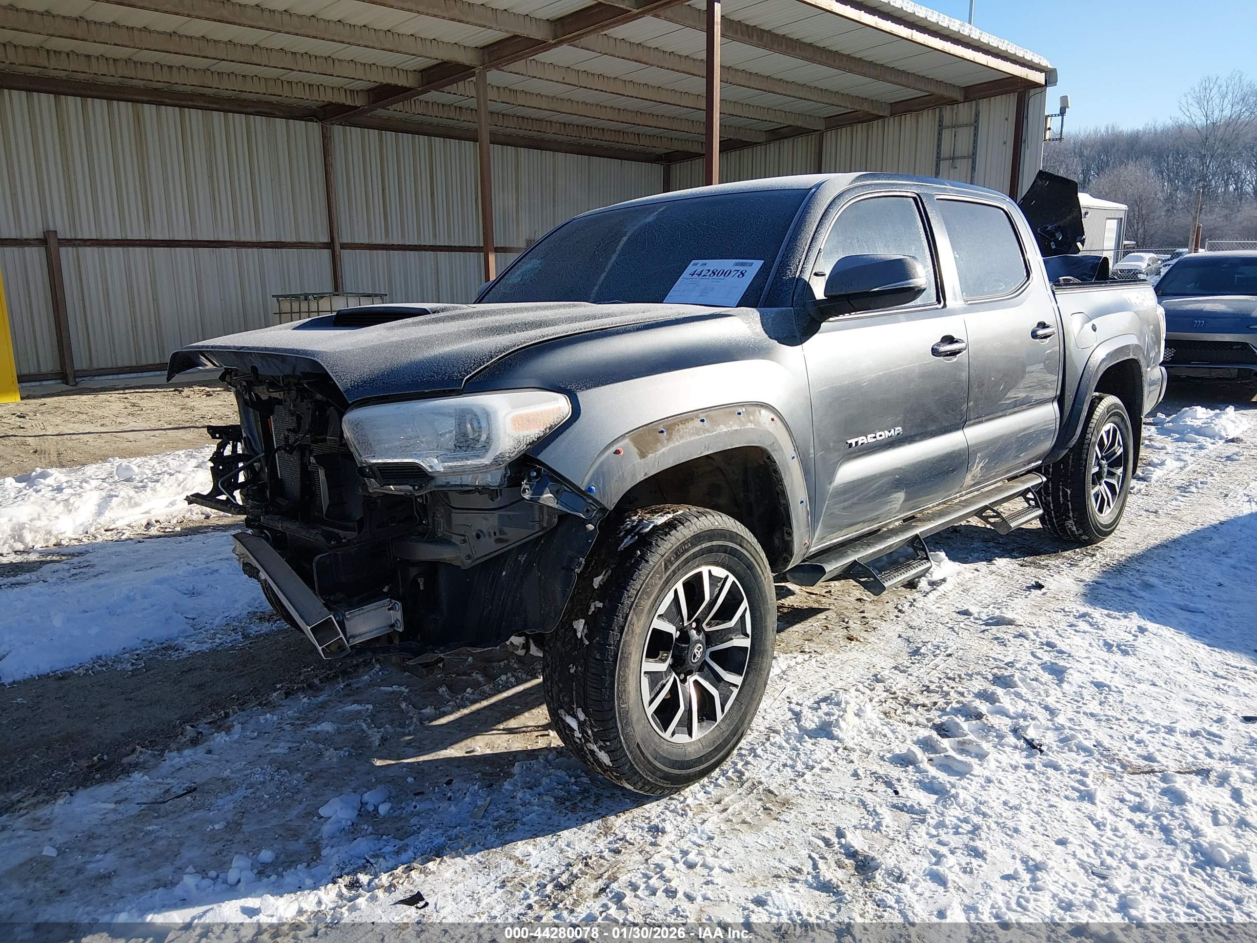 TOYOTA TACOMA image 2
