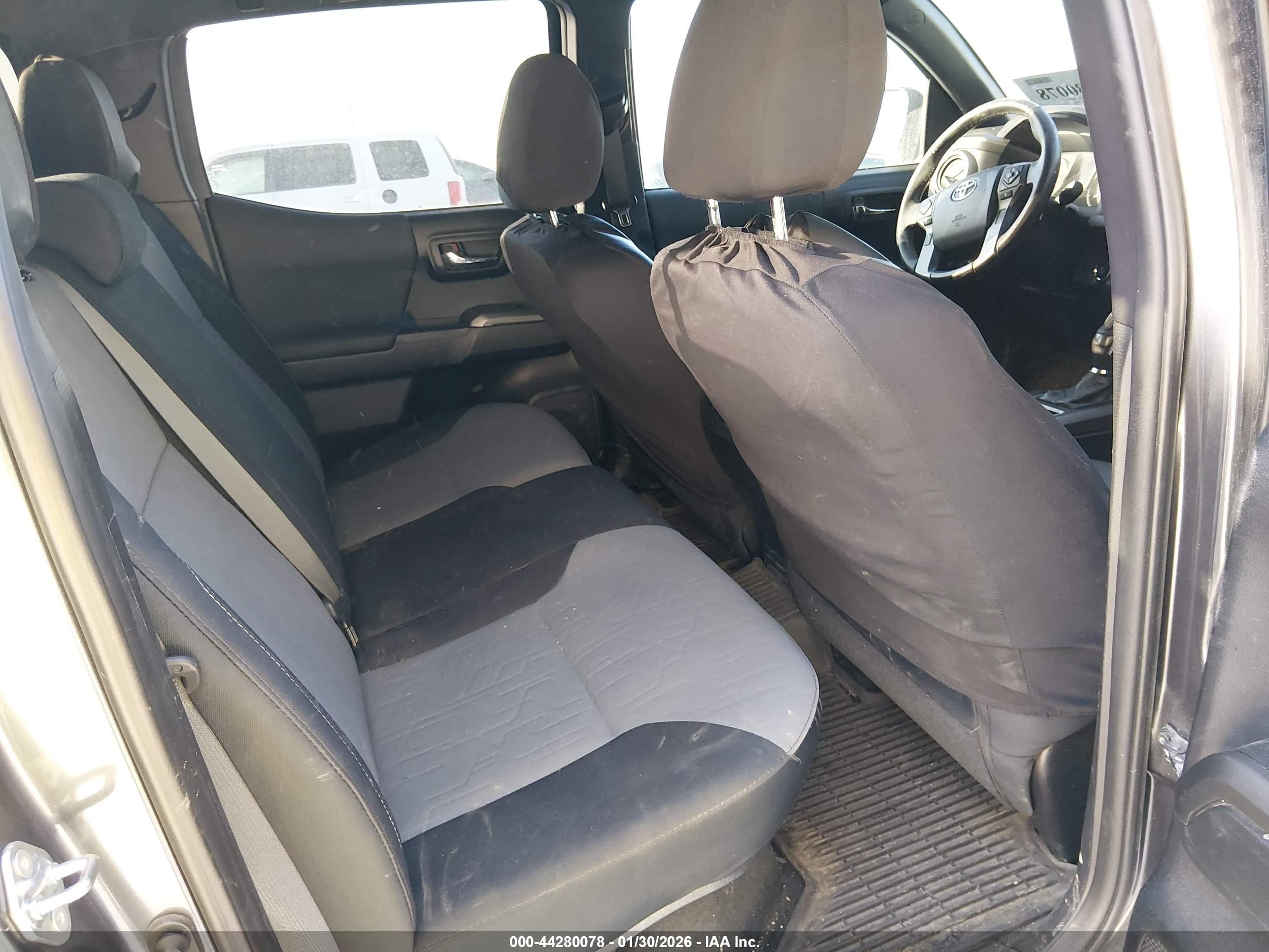 TOYOTA TACOMA image 8