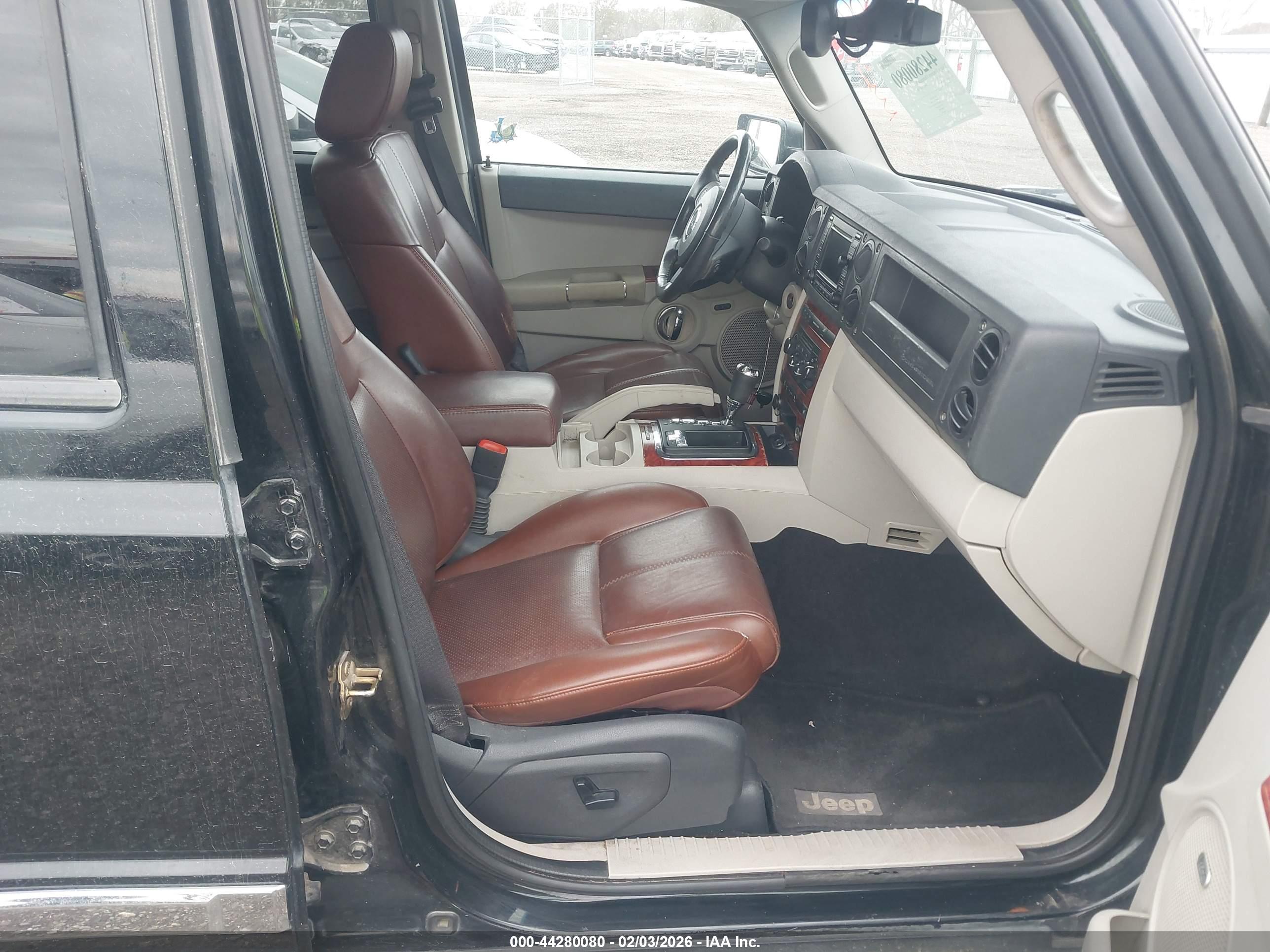 JEEP COMMANDER image 5