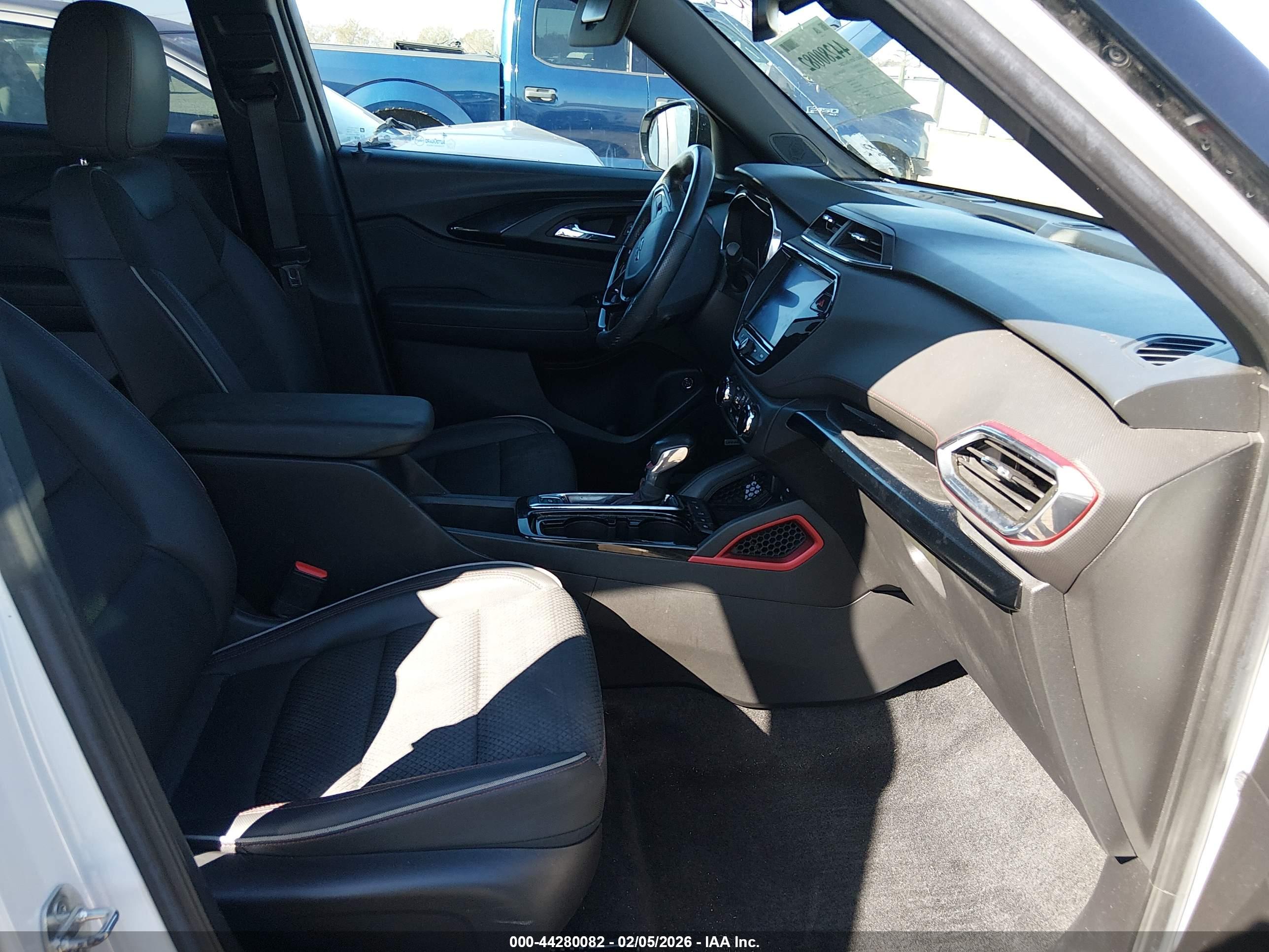 CHEVROLET TRAILBLAZER image 5