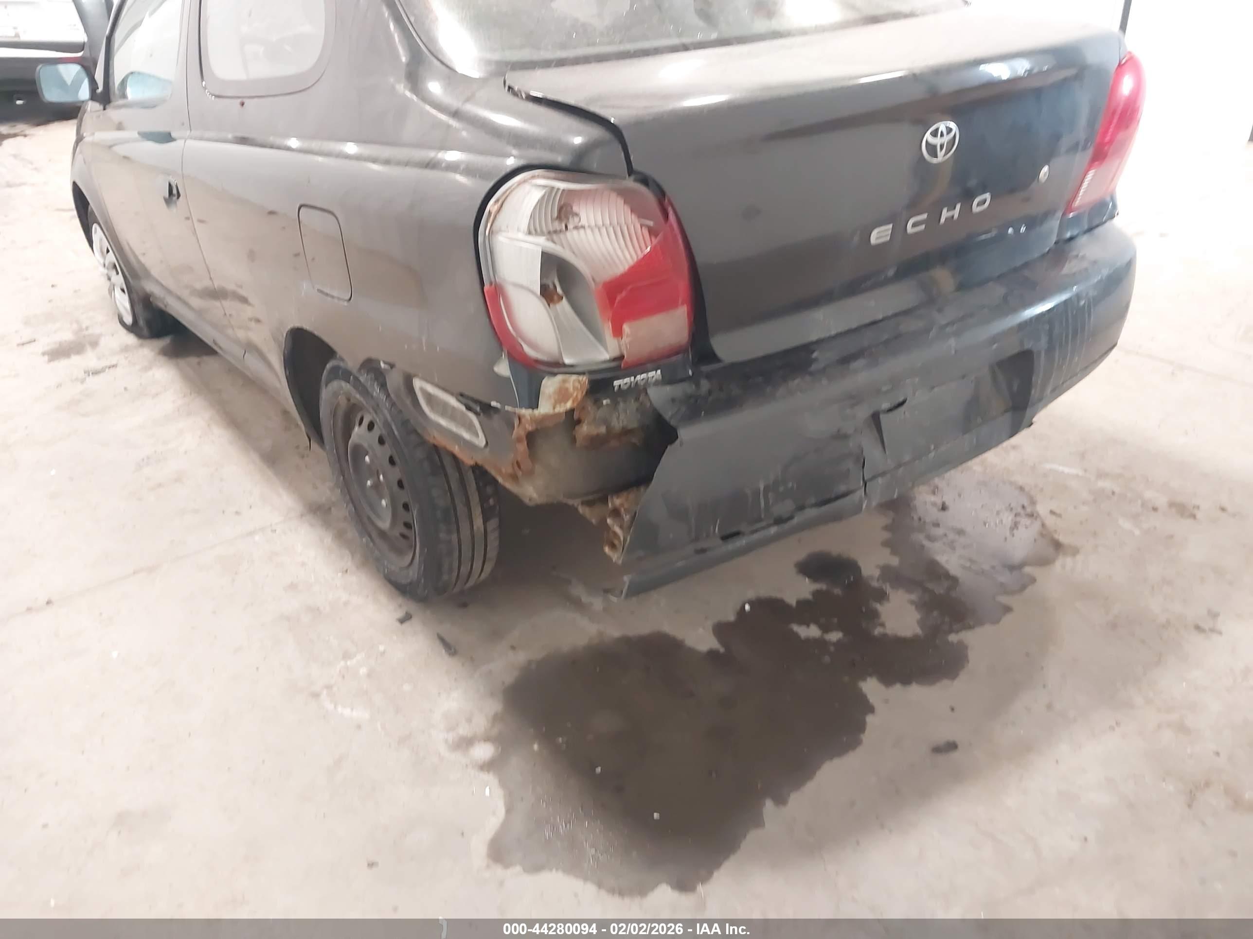 TOYOTA ECHO image 6