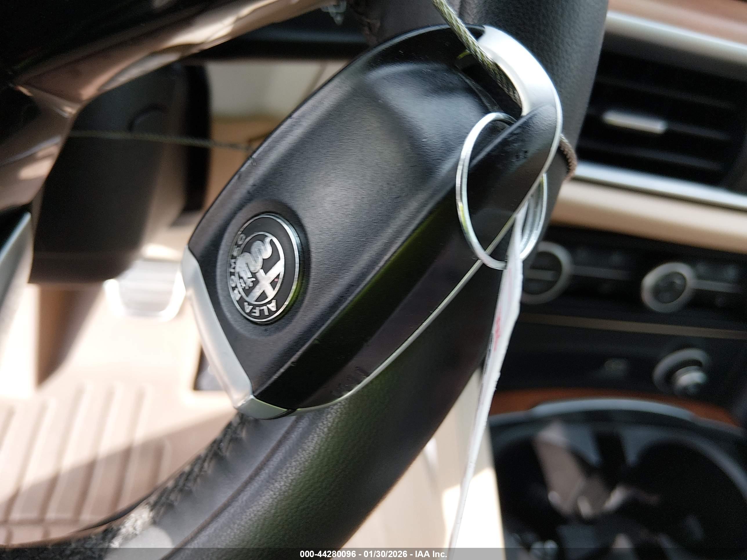 ALFA ROMEO image 11