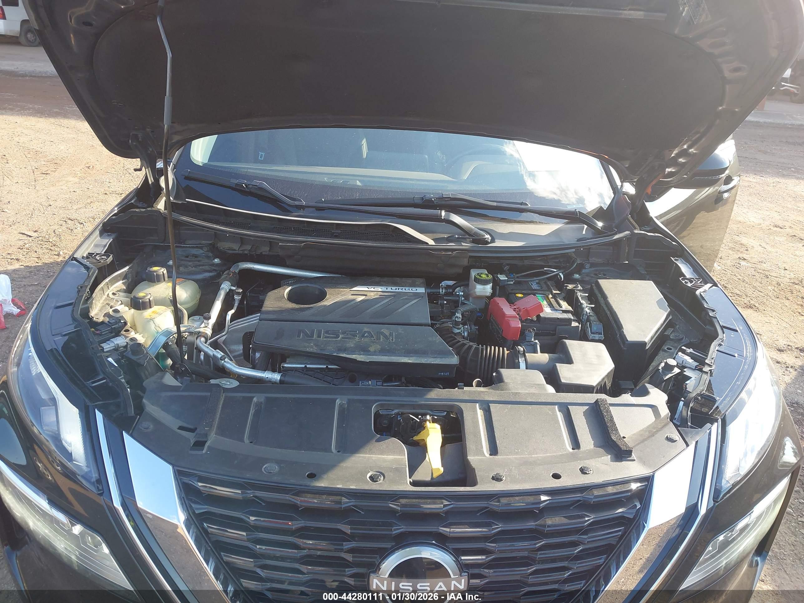 NISSAN ROGUE image 10