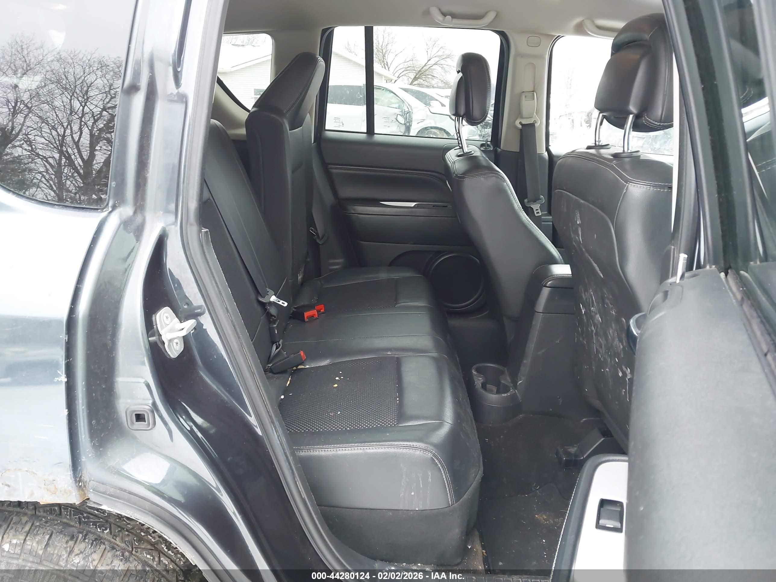 JEEP COMPASS image 8