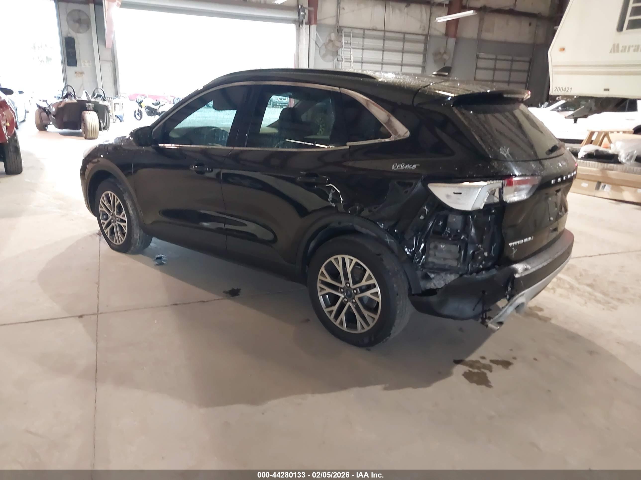 FORD ESCAPE image 3