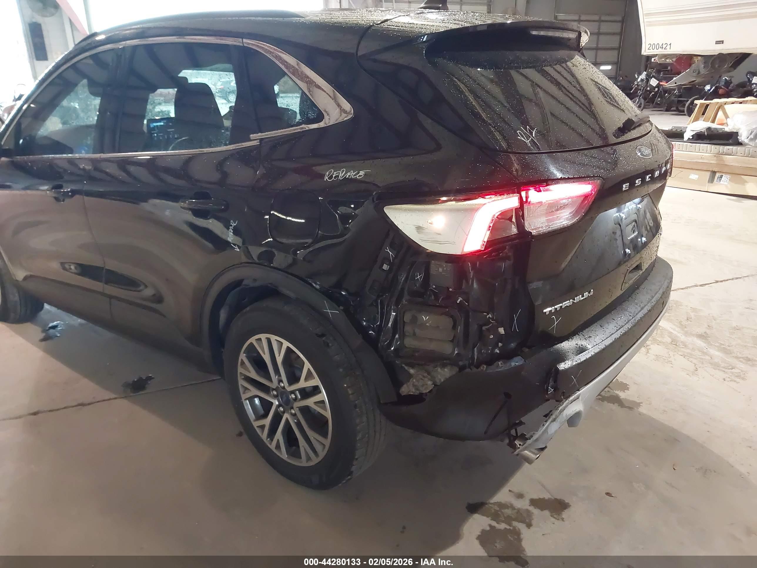 FORD ESCAPE image 6