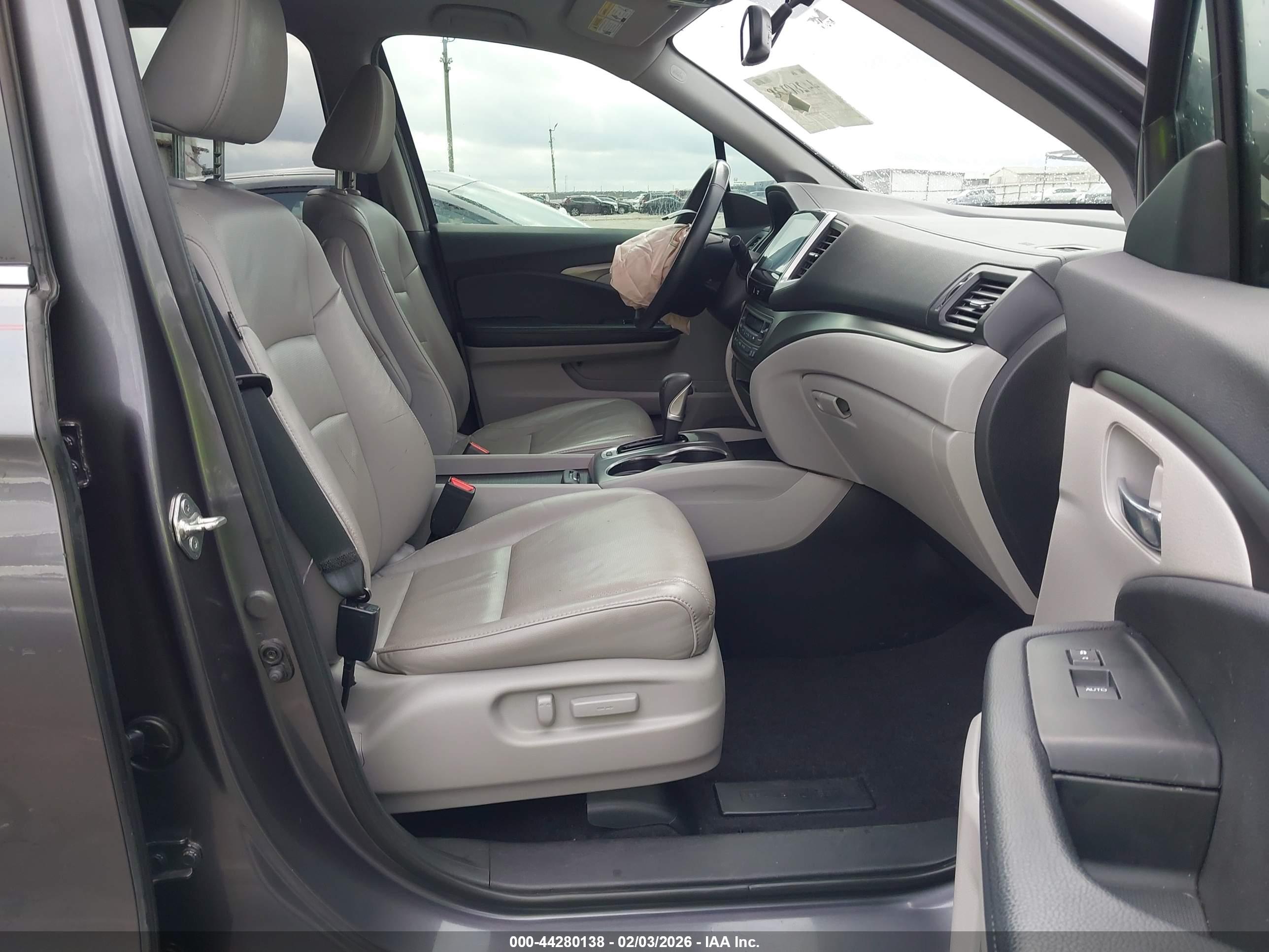 HONDA RIDGELINE image 5