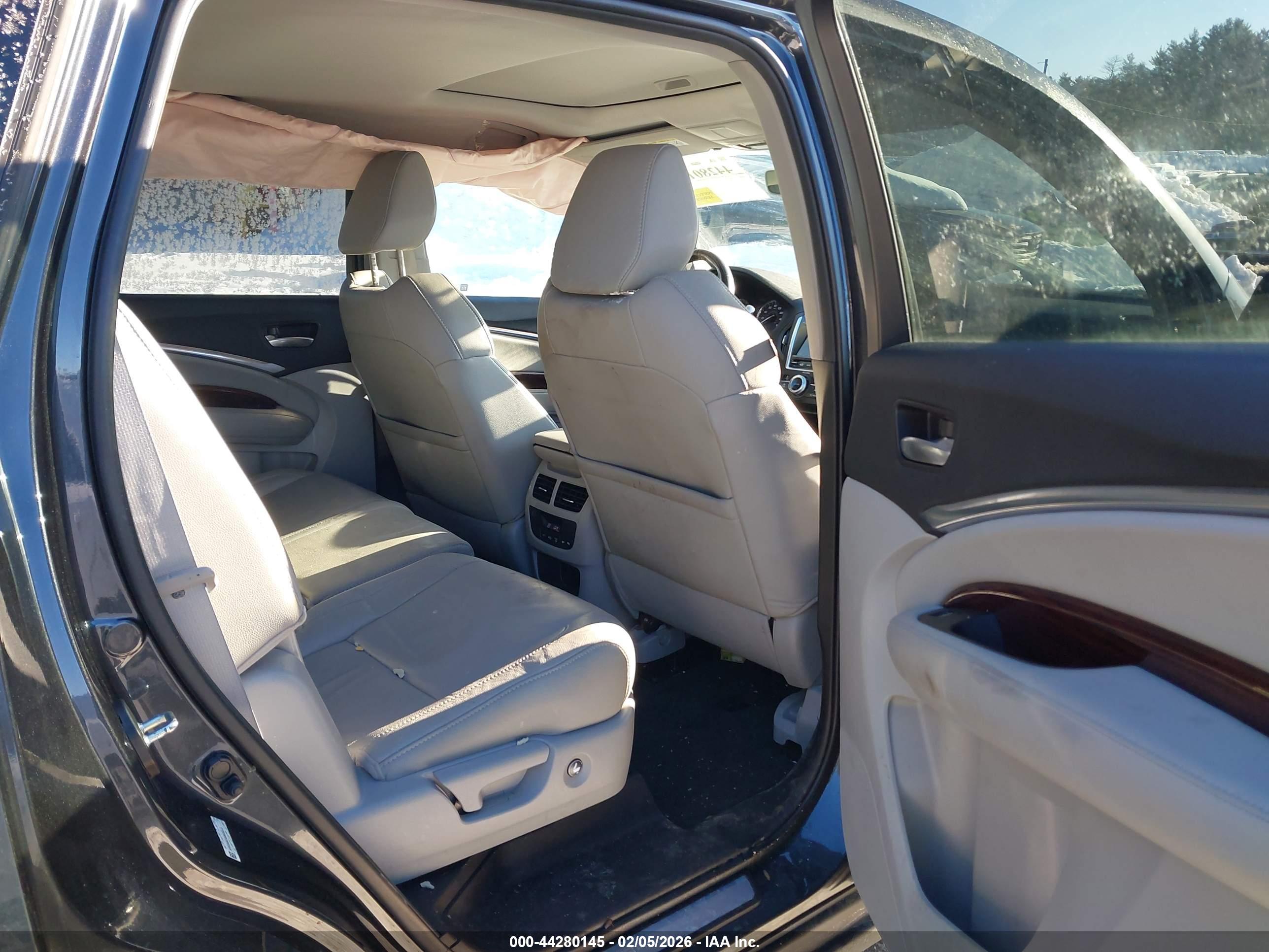 ACURA MDX image 8