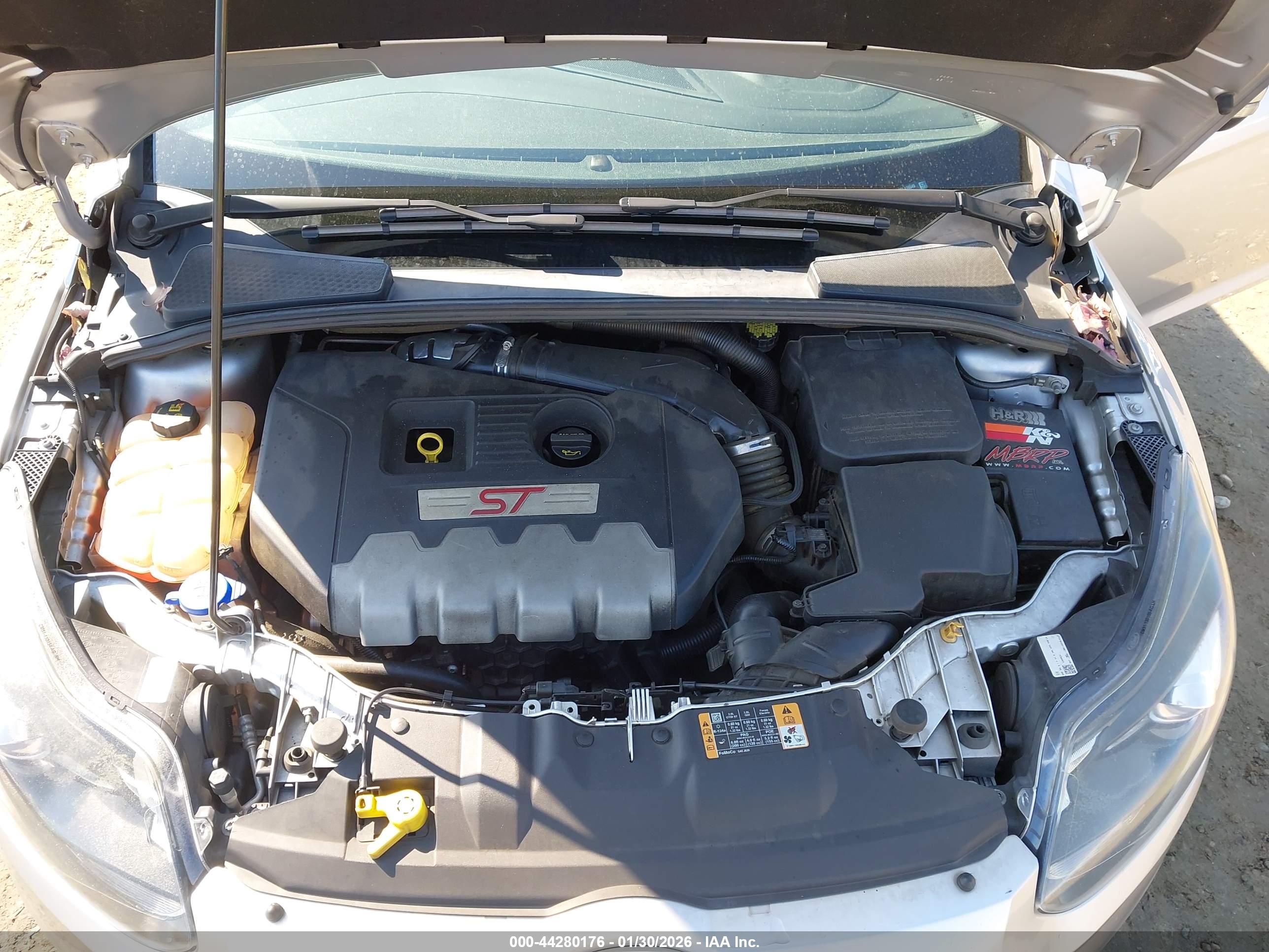 FORD FOCUS image 10