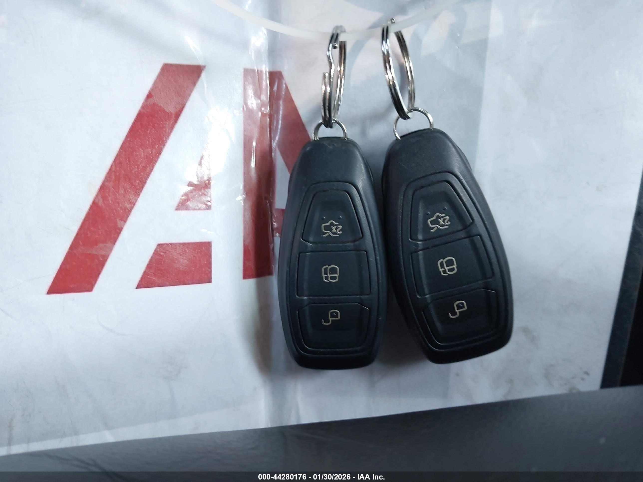 FORD FOCUS image 11