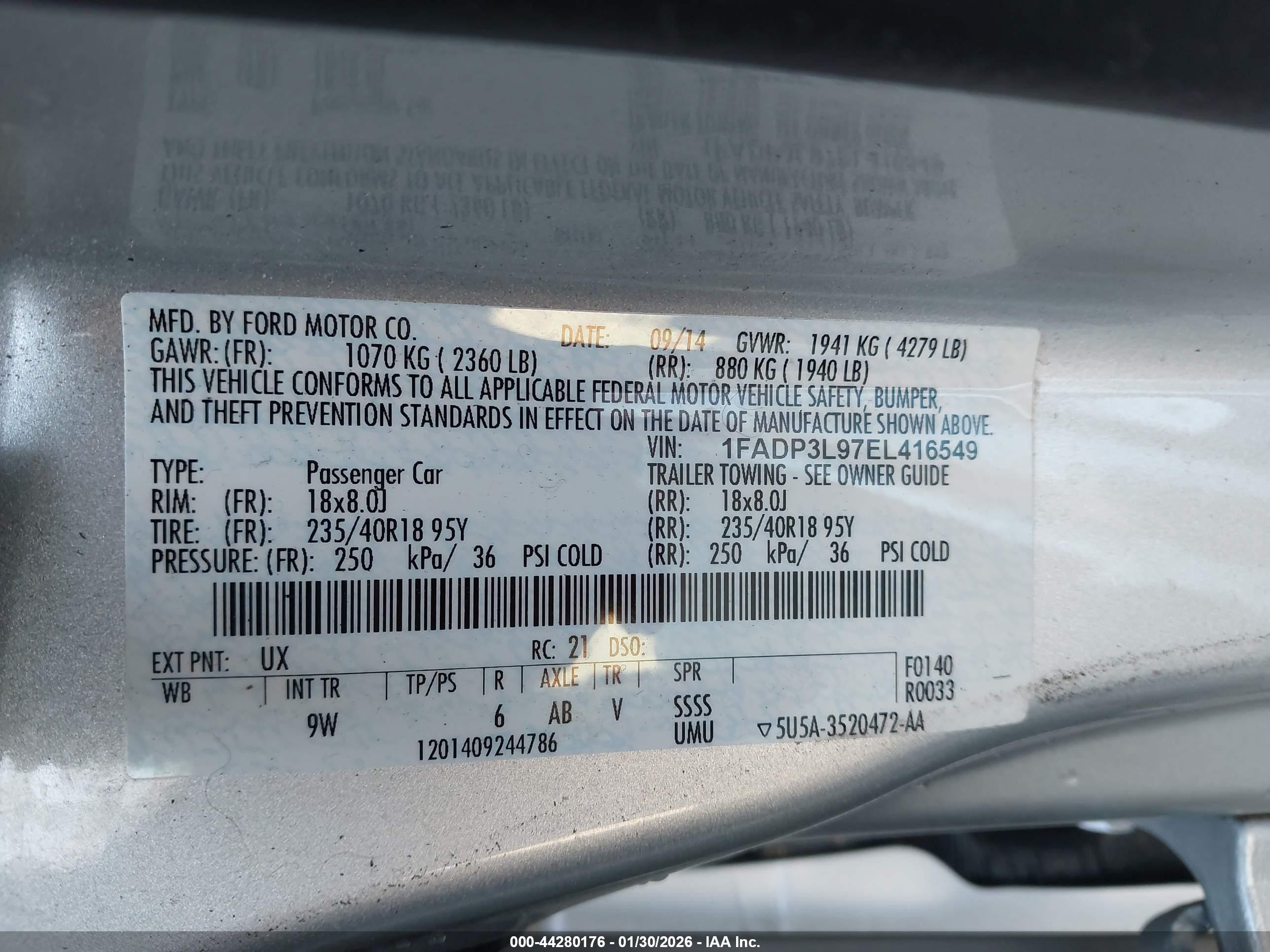 FORD FOCUS image 9