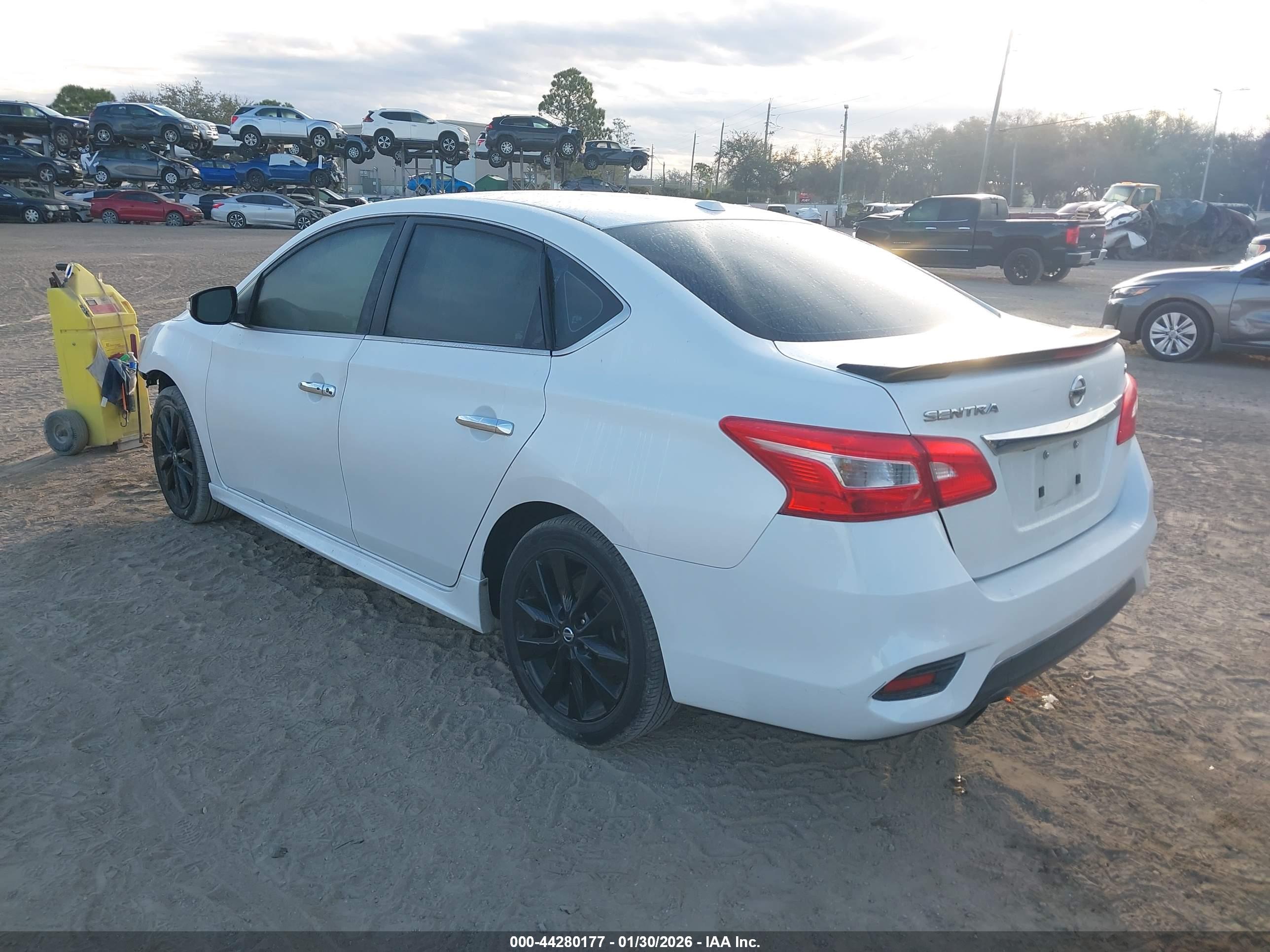 NISSAN SENTRA image 3