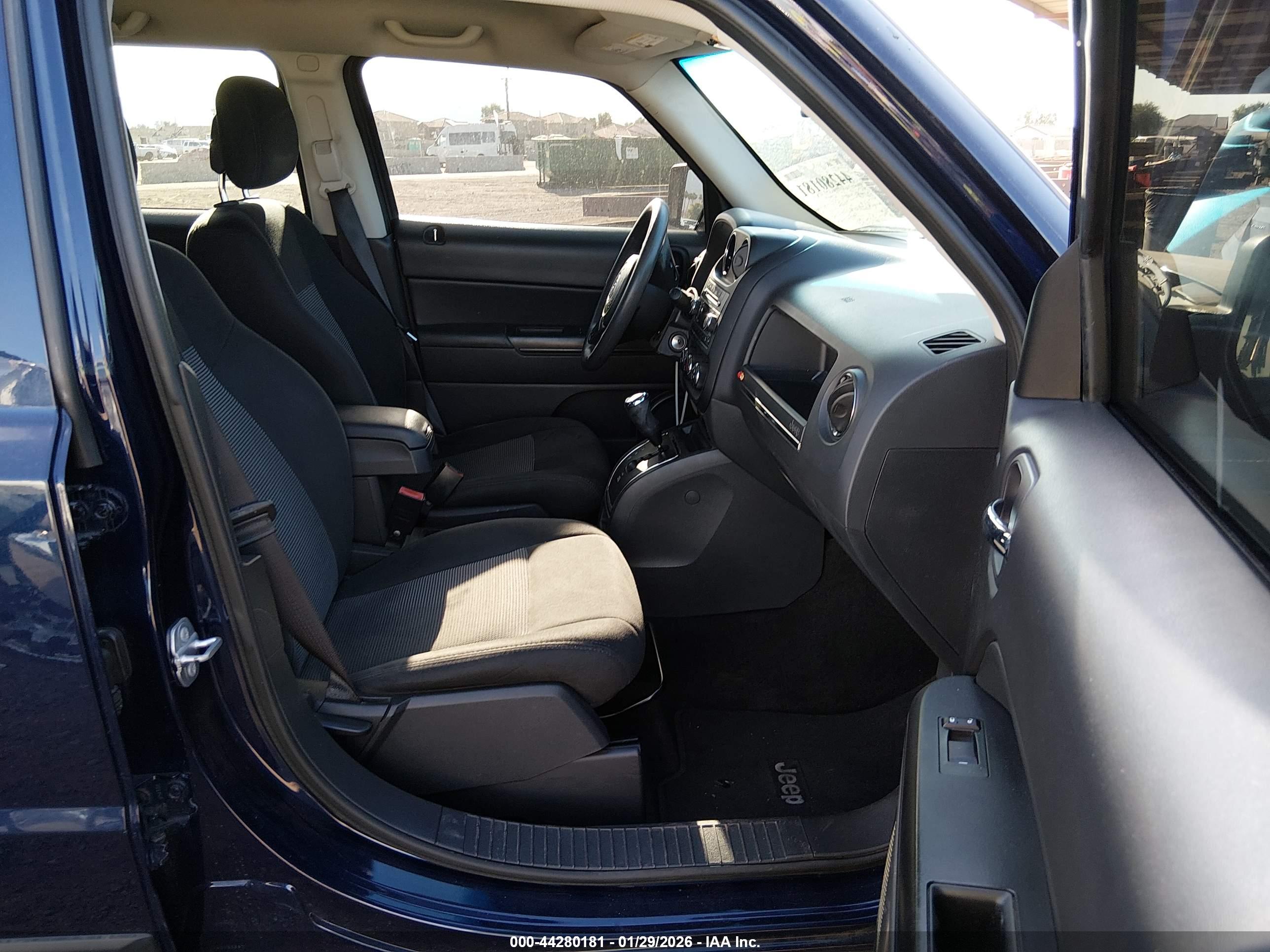 JEEP PATRIOT image 5