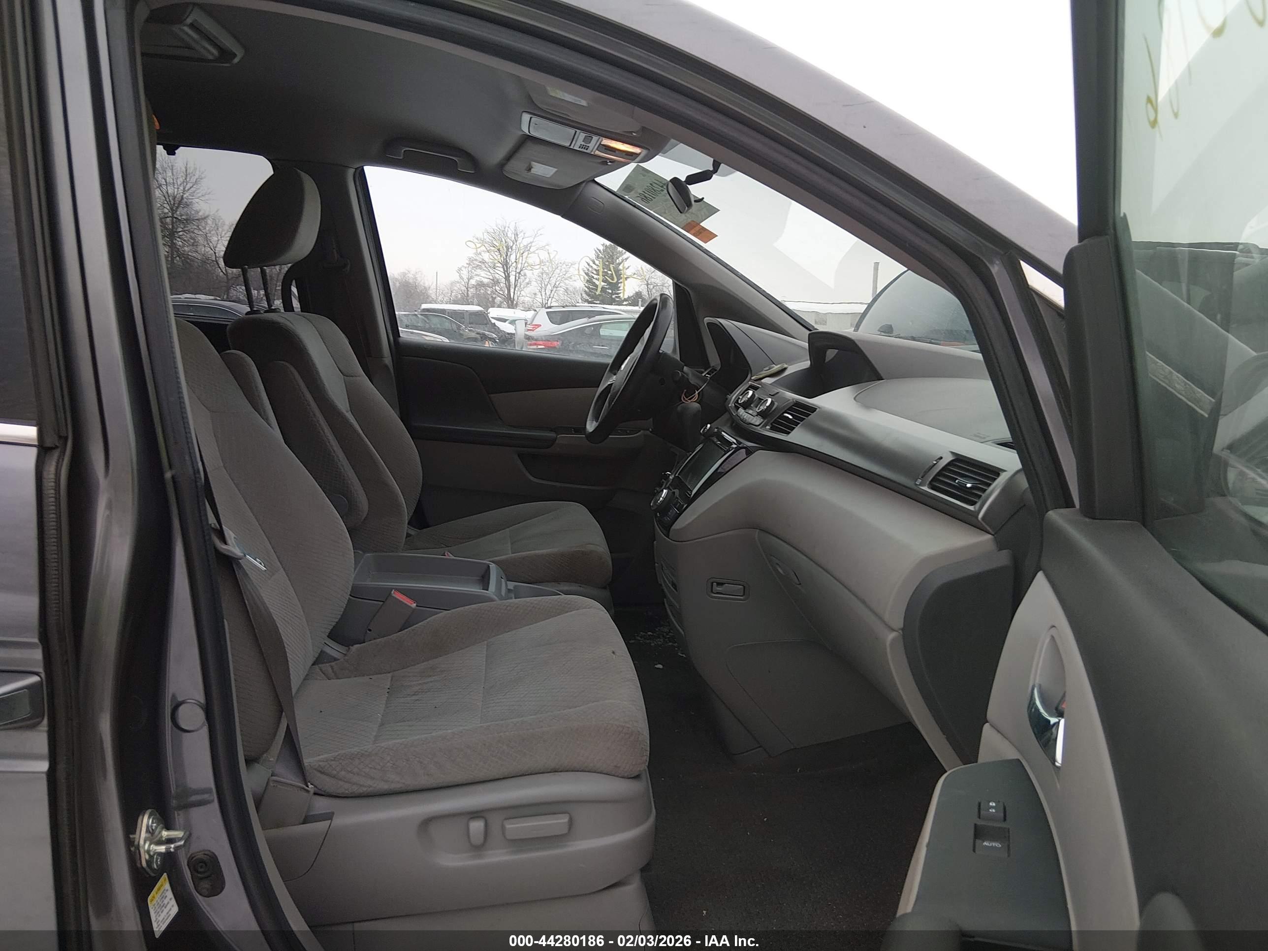 HONDA ODYSSEY image 5
