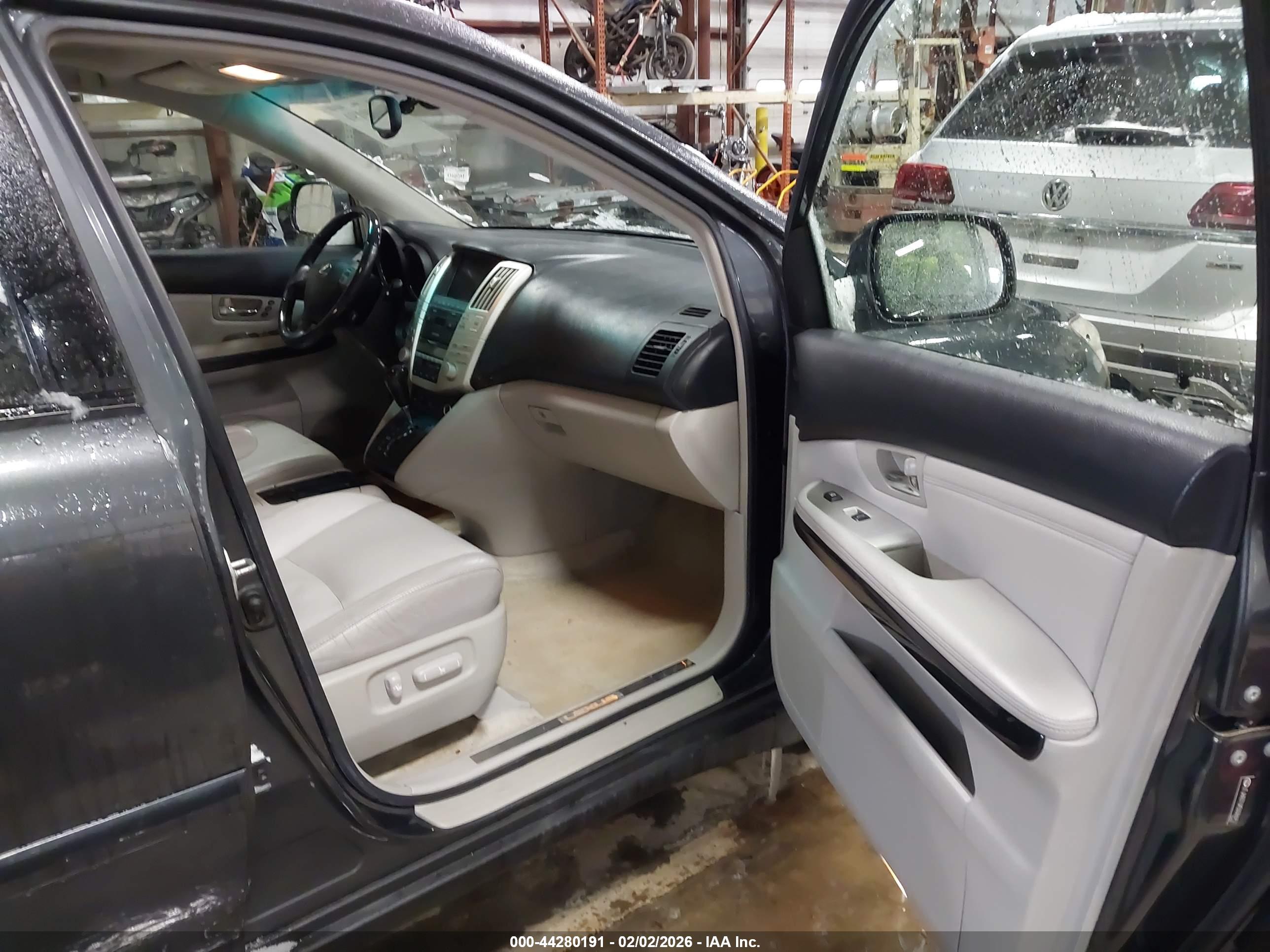 LEXUS RX image 5