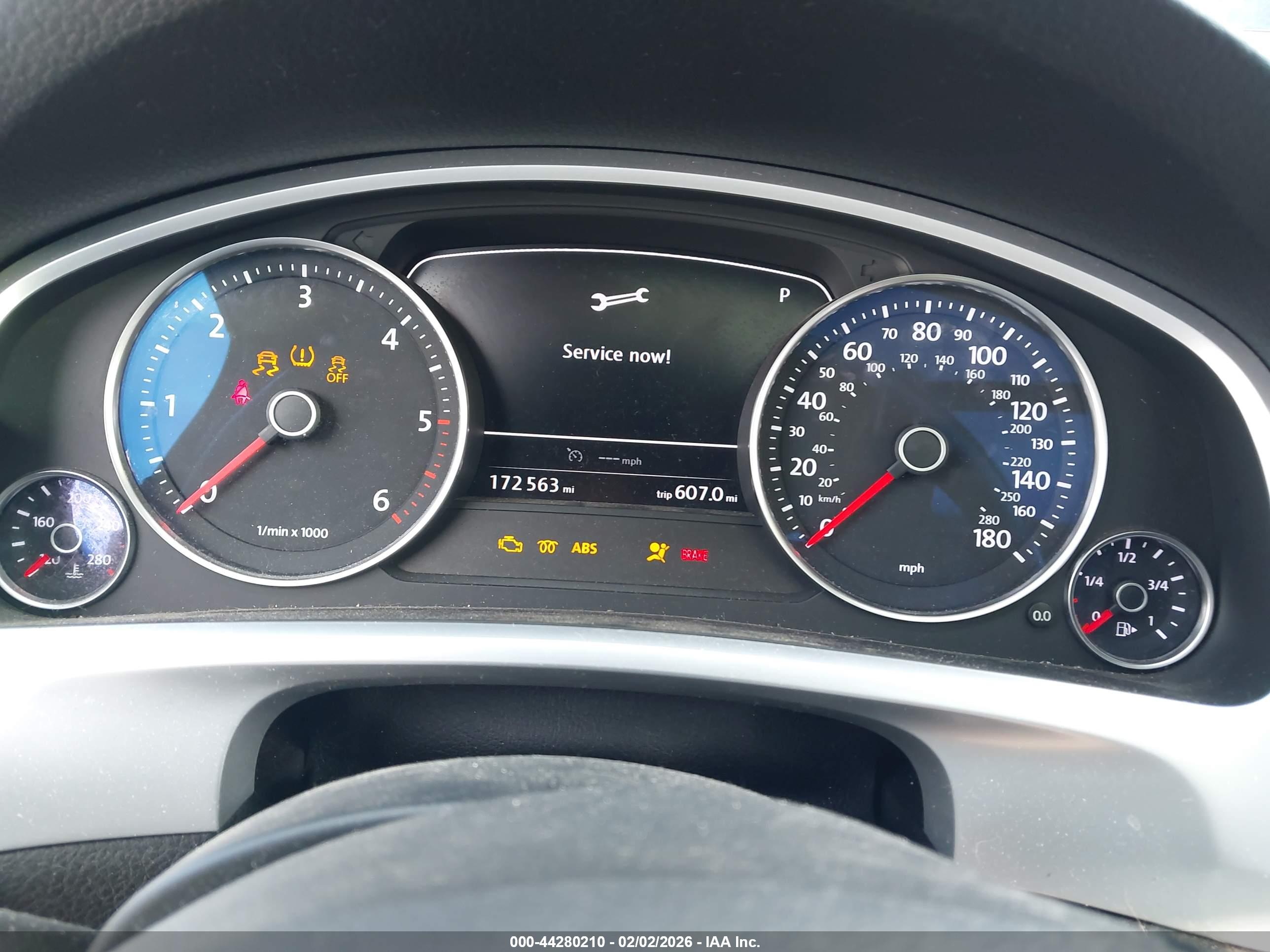 VOLKSWAGEN TOUAREG image 7