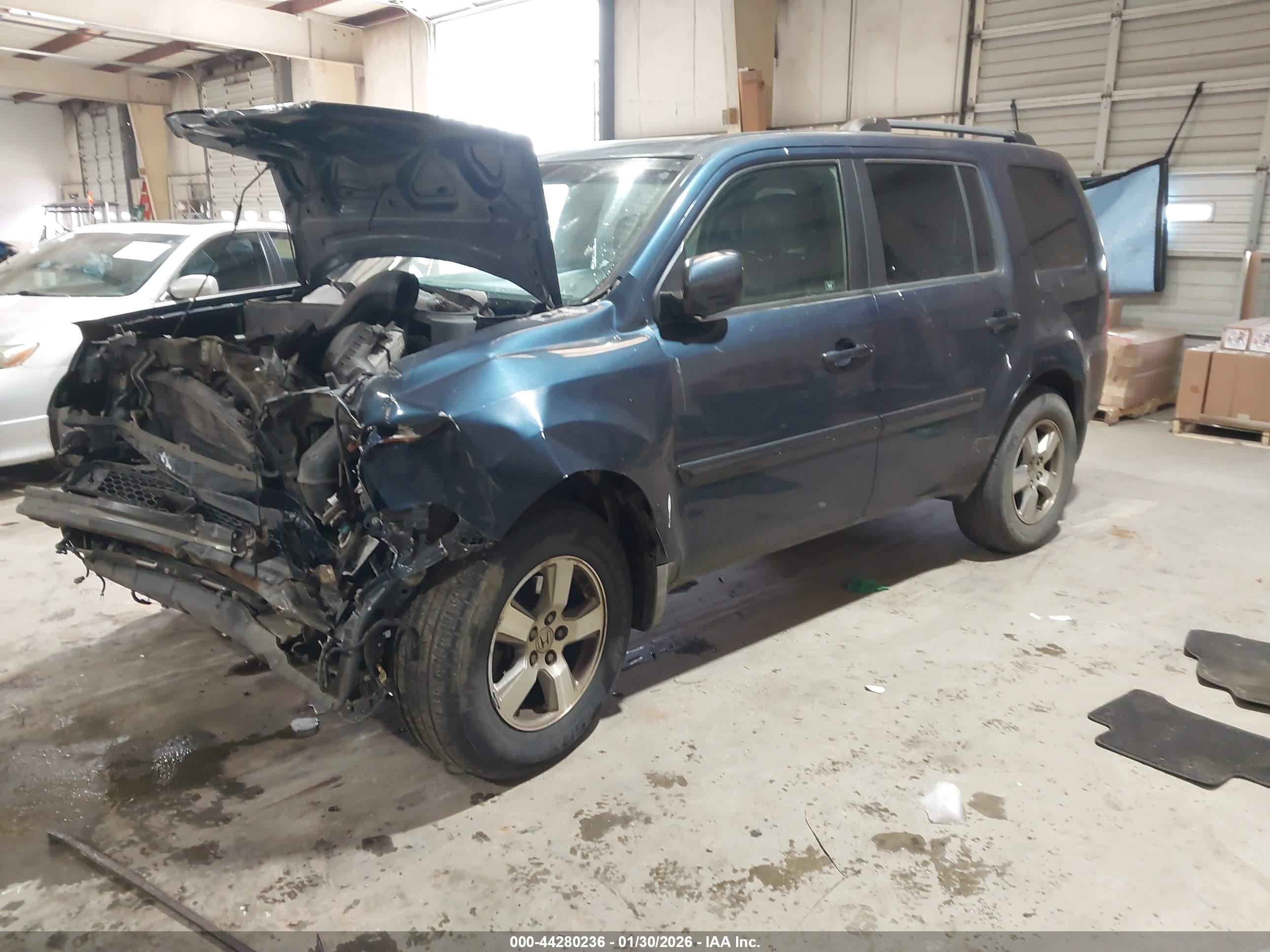 HONDA PILOT image 2