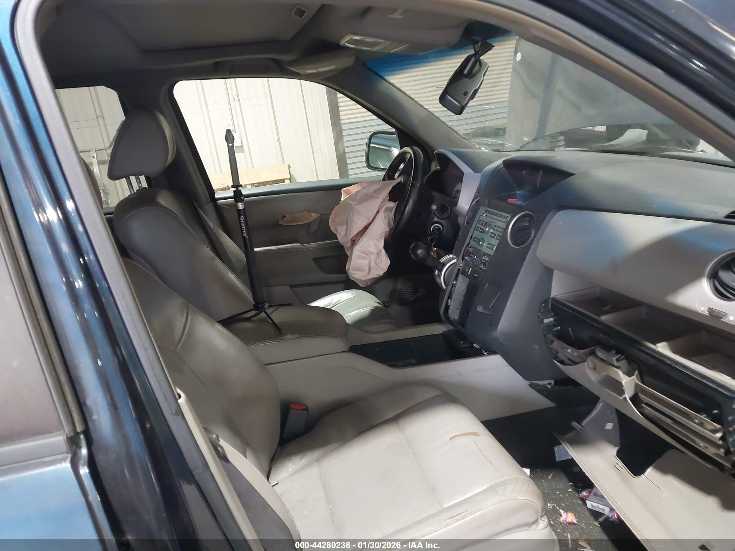 HONDA PILOT image 5