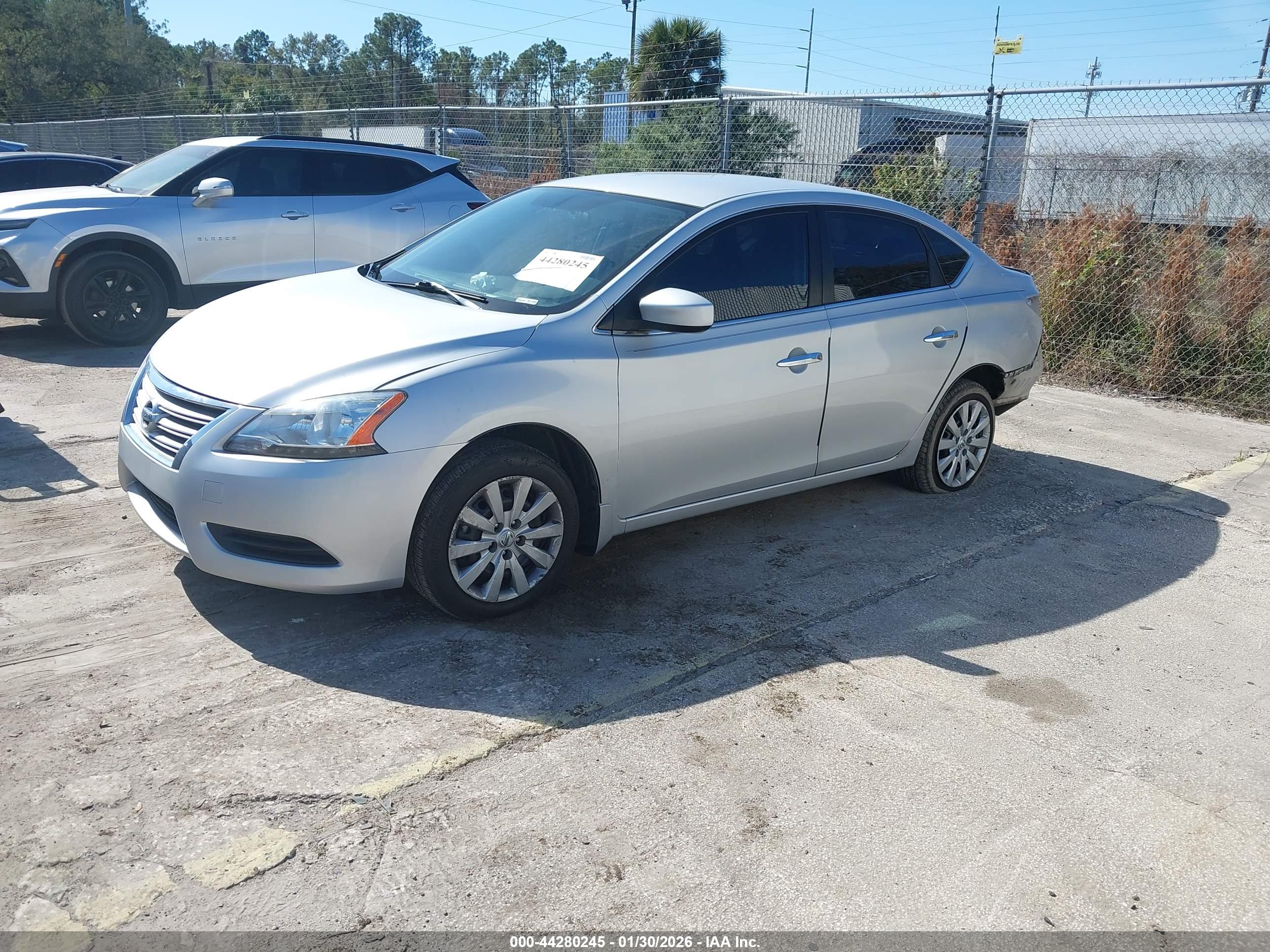 NISSAN SENTRA image 2