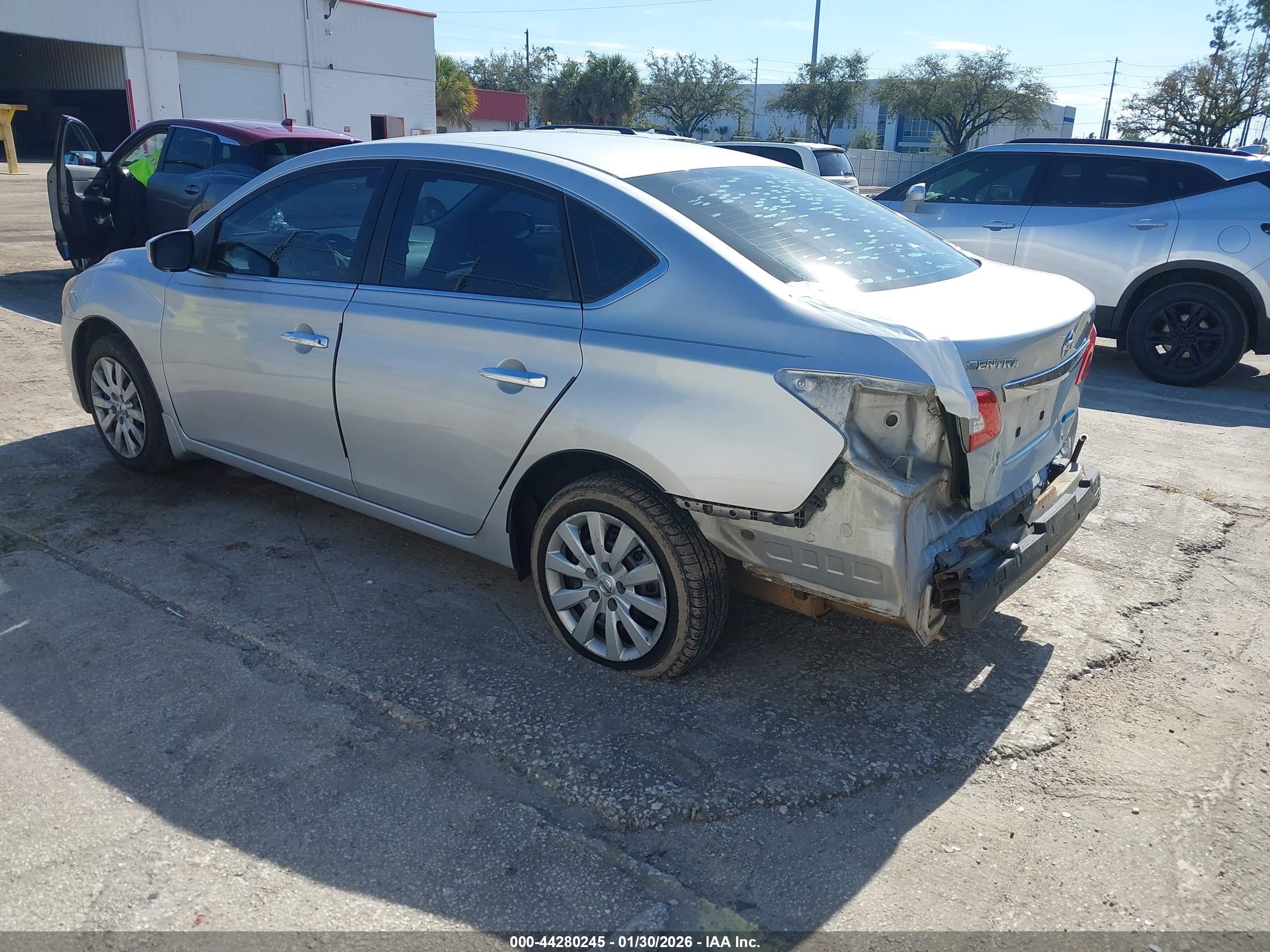 NISSAN SENTRA image 3