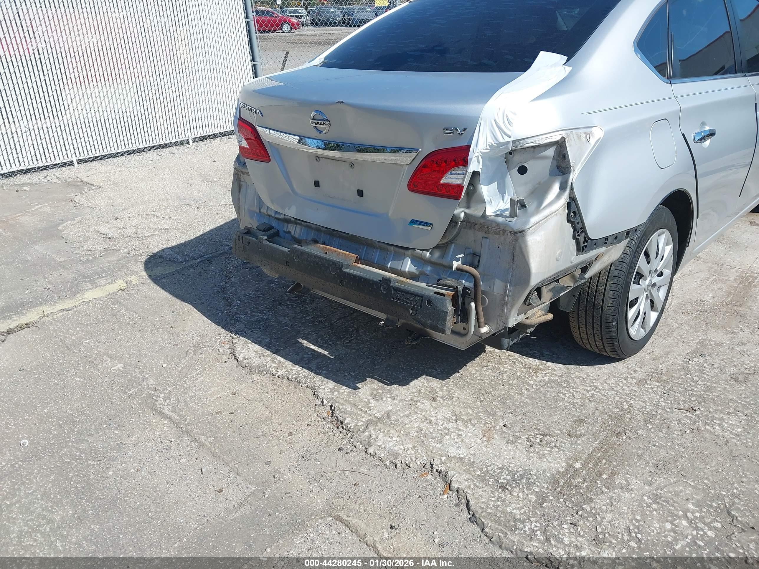 NISSAN SENTRA image 6