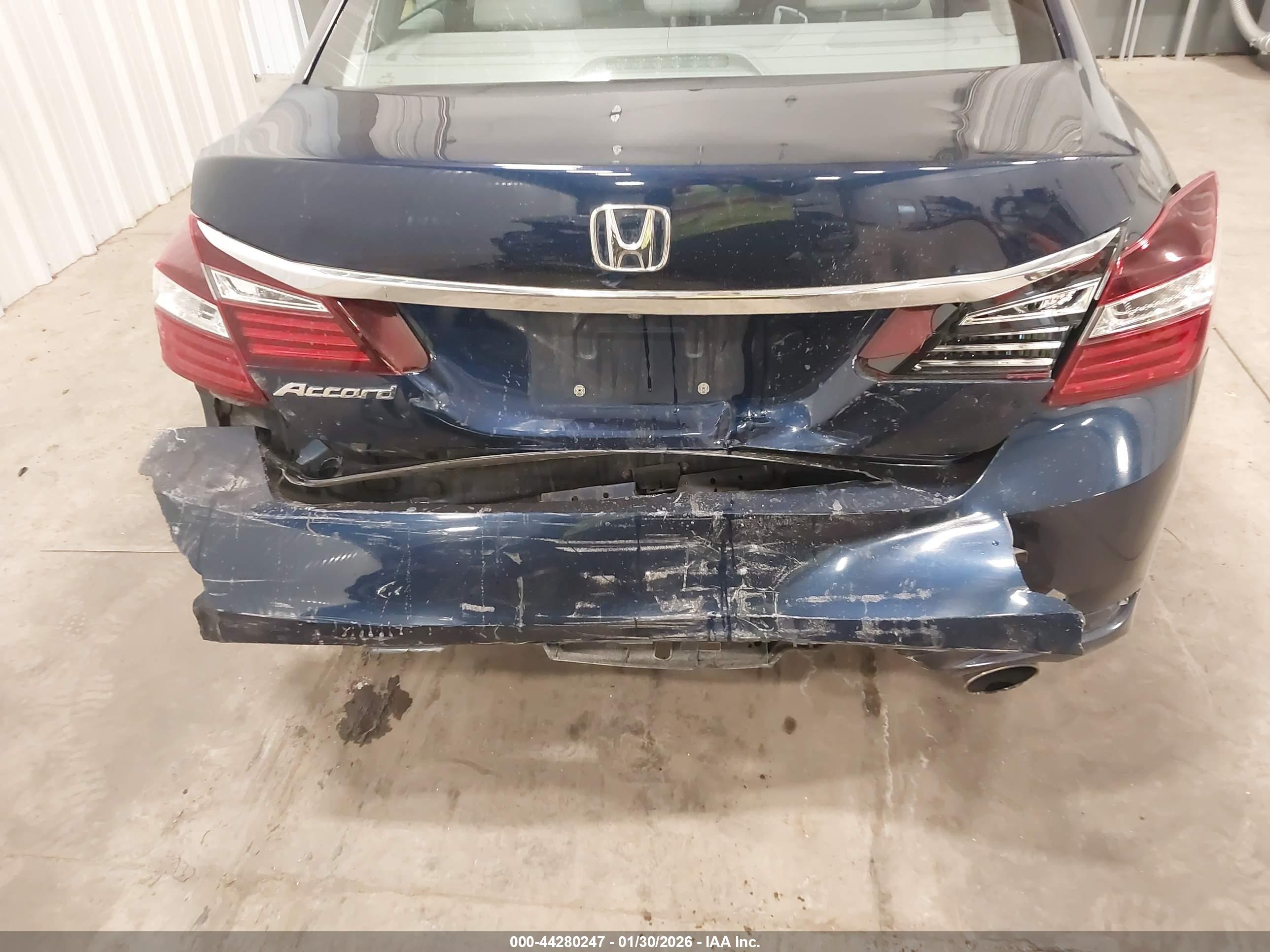 HONDA ACCORD image 6